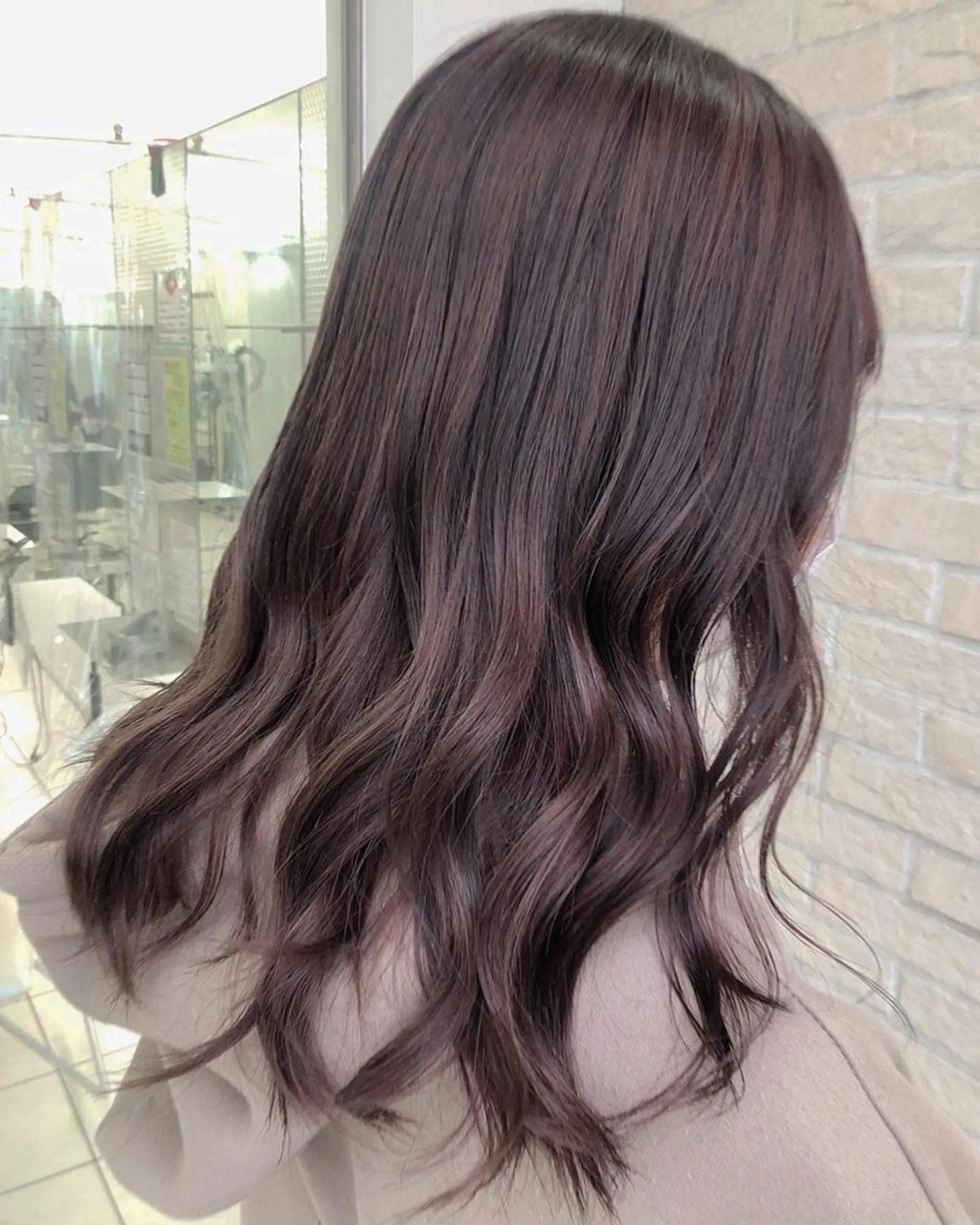 カラー アディクシーカラー アッシュ バレイヤージュ ベージュカラー ブリーチ 艶髪レイヤー屋さん 大澤竜馬のヘアスタイル