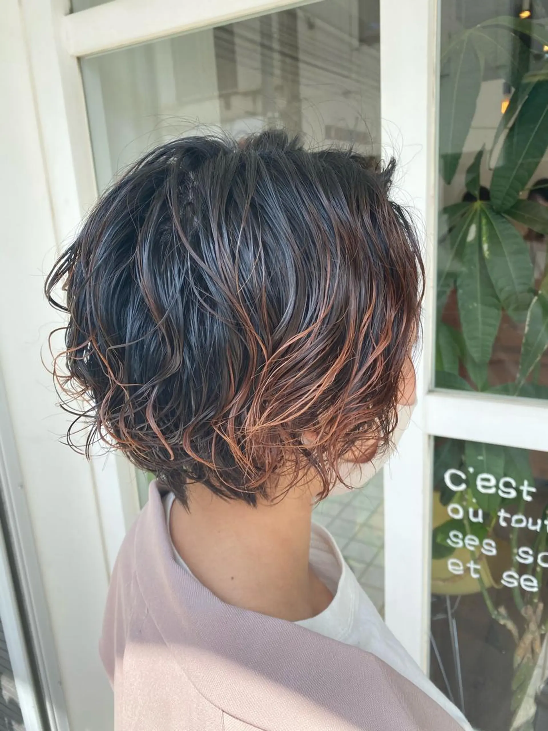 ショート カット ヘアカラー トリートメント わかばやし ゆうこのヘアスタイル