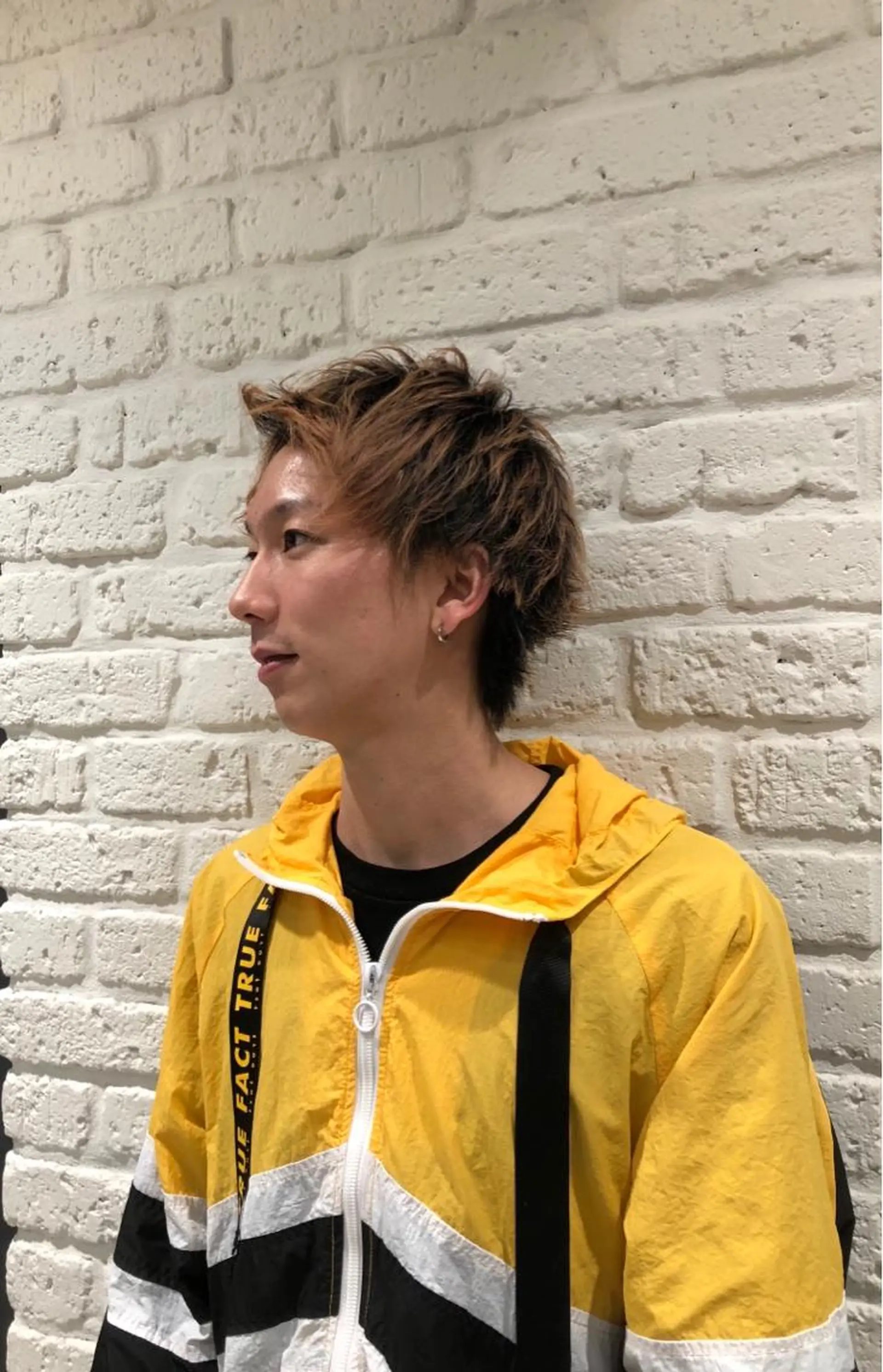 ショート カラー パーマ メンズ メンズショート ショートヘア glow所属・山田 博仁のヘアスタイル