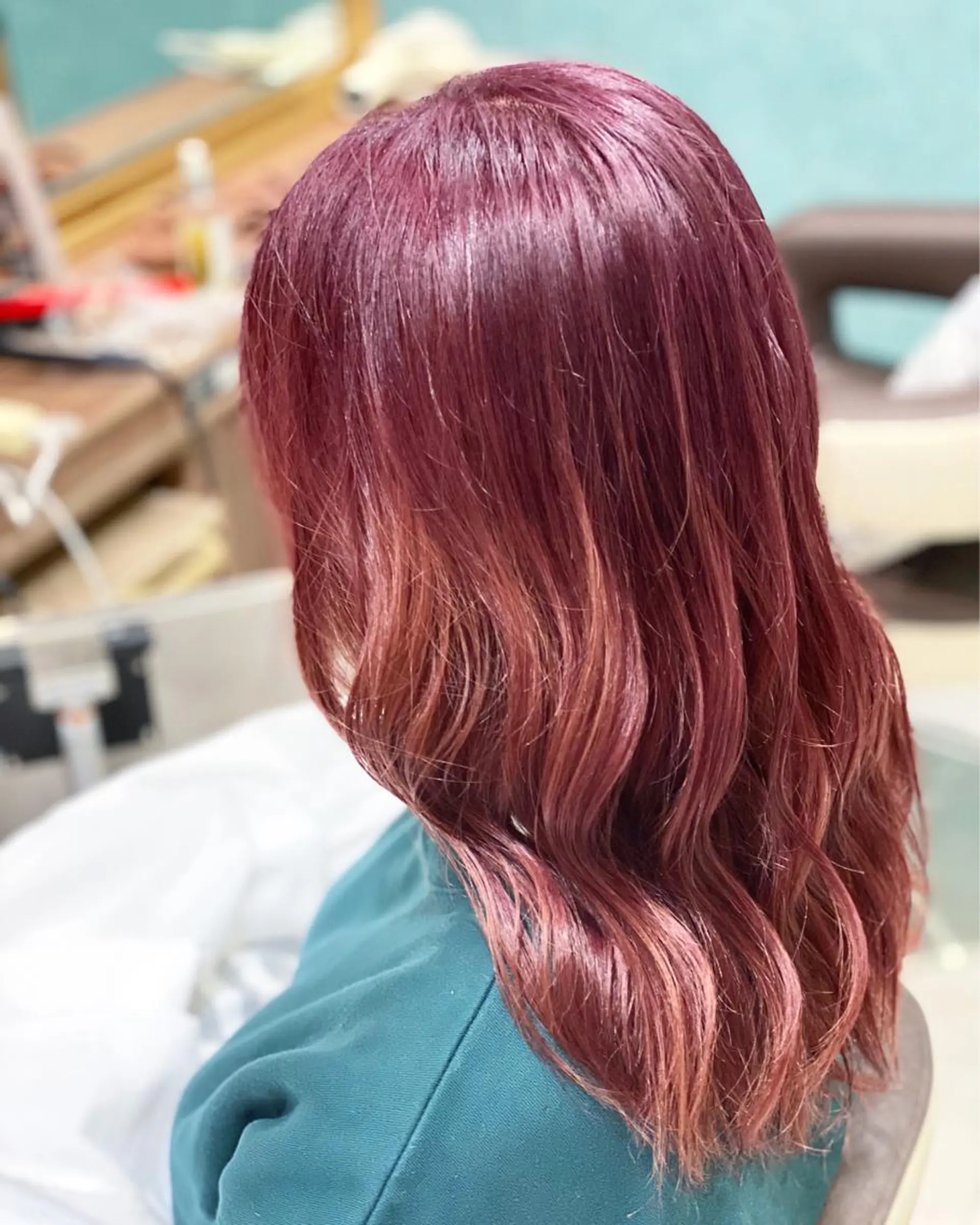 セミロング カラー ピンクカラー バイオレットカラー 💎大人ハイライト 💎上杉一也💎のヘアスタイル