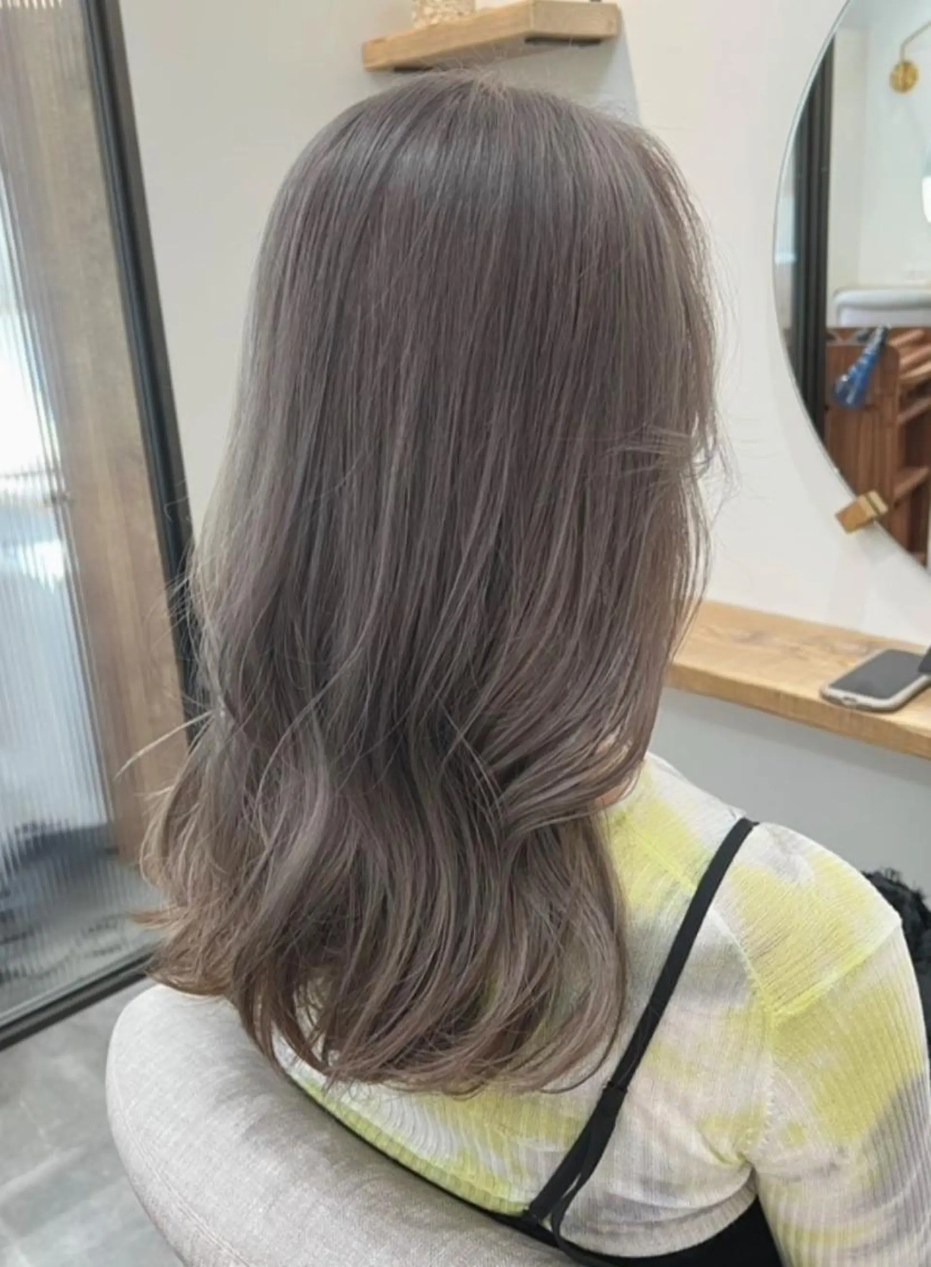 ロング カラー ブリーチ グレージュ ハイトーンカラー Seina セイナのヘアスタイル