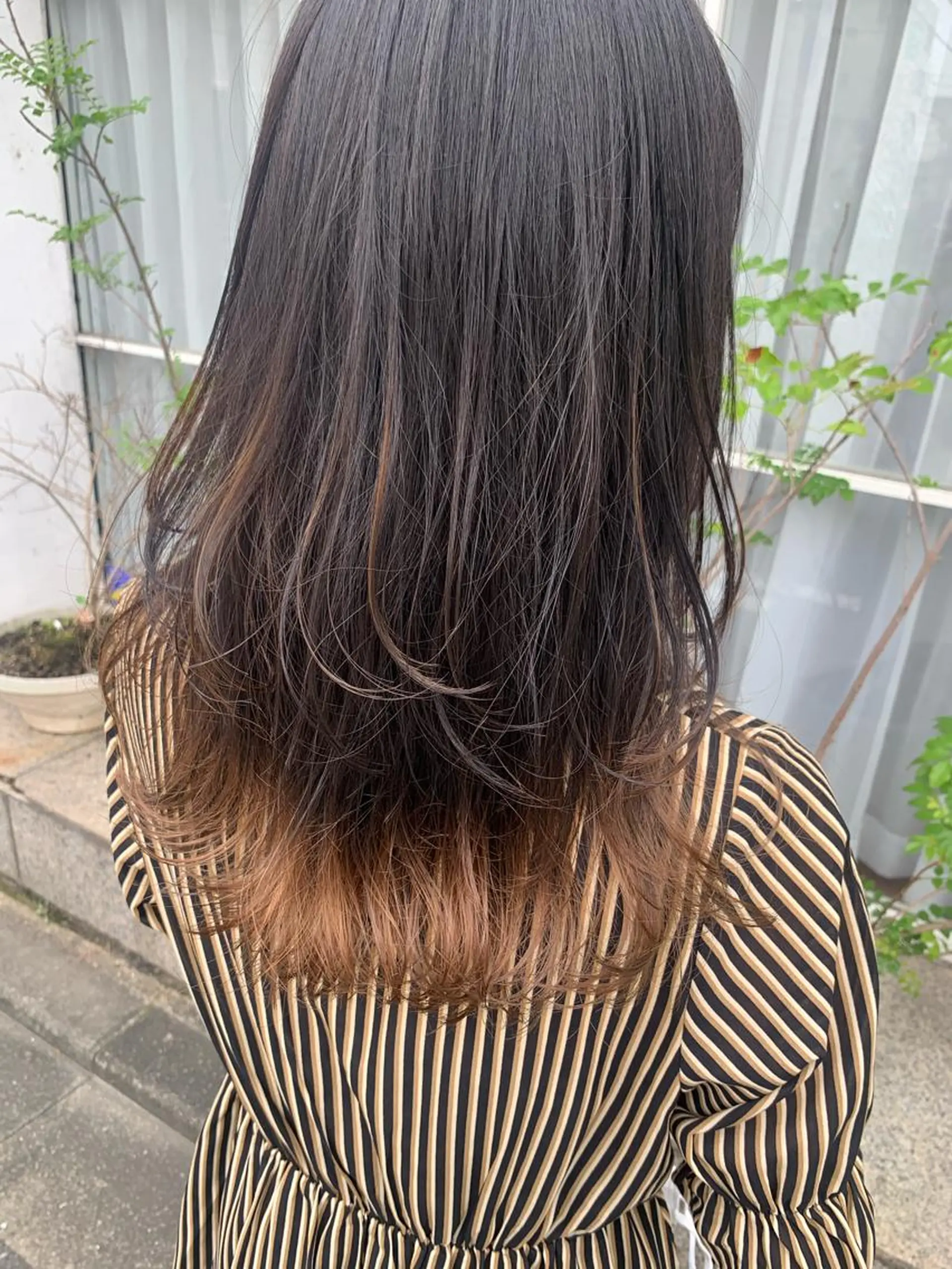 ロング カラー ハイレイヤー レイヤーカット シェアサロン糸所属・おおはし ひかりのヘアスタイル
