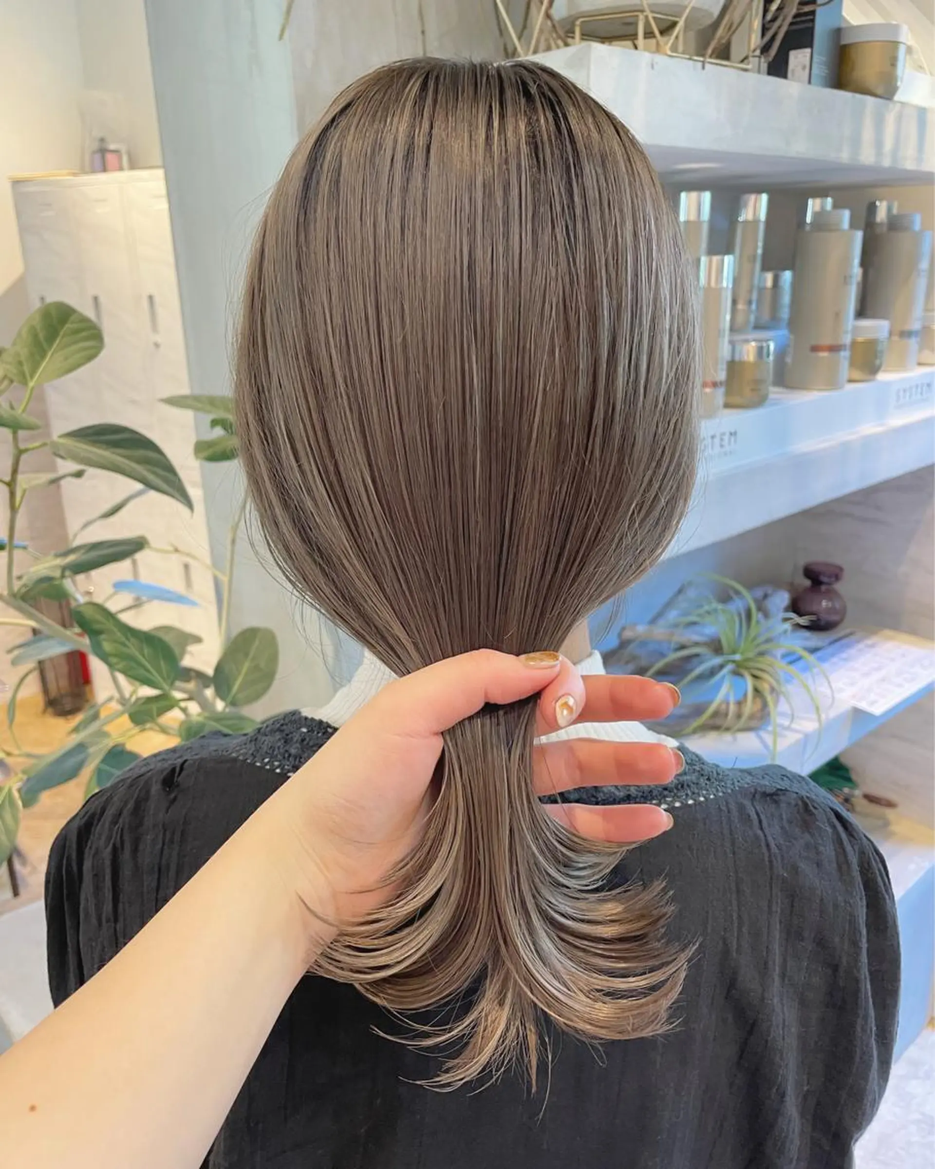 ミディアム カラー 透明感カラー ハイトーンカラー 🫧透明感ヘア🫧 🧸竹花　彩希🧸のヘアスタイル