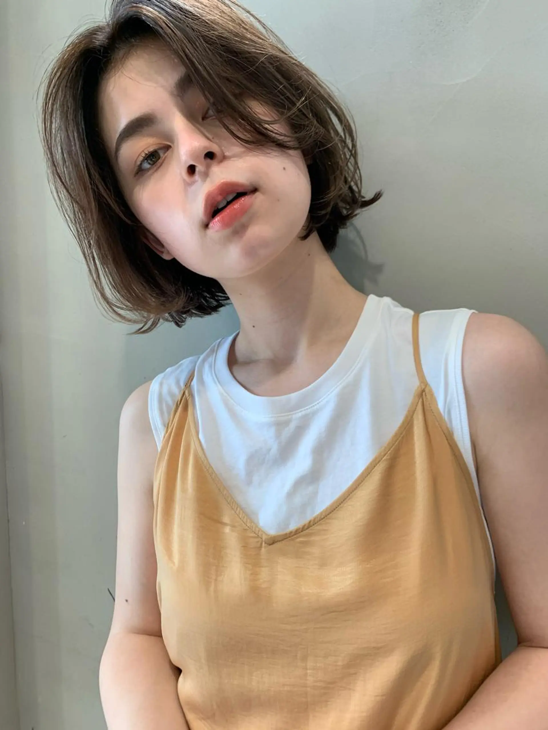 ショート カット ヘアカラー トリートメント 柔らか透け感カラー 🌿ムロヤリョウスケのヘアスタイル