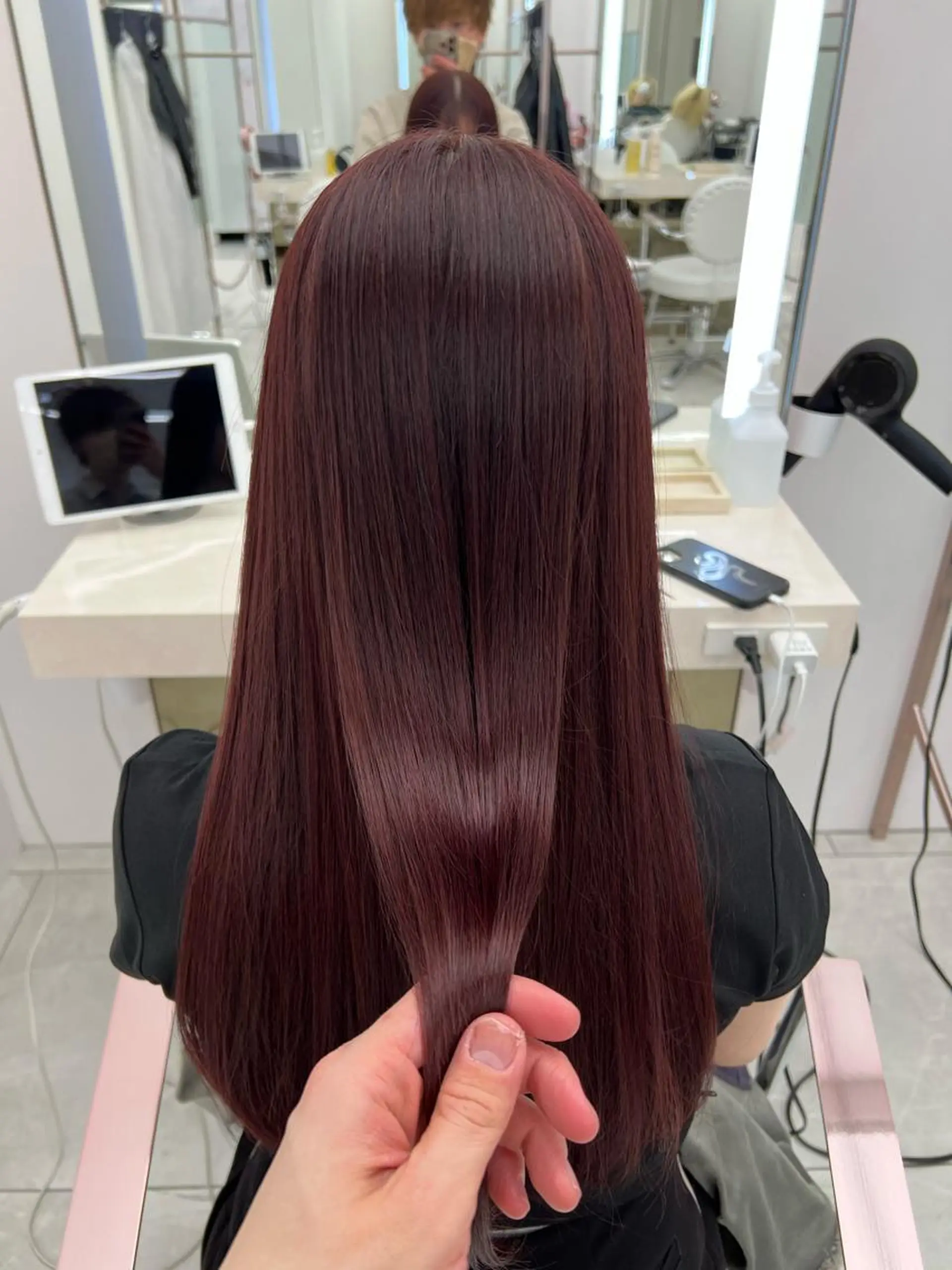 ロング ヘアカラー トリートメント 顔周りカット/髪質 改善/透明感カラーのヘアスタイル