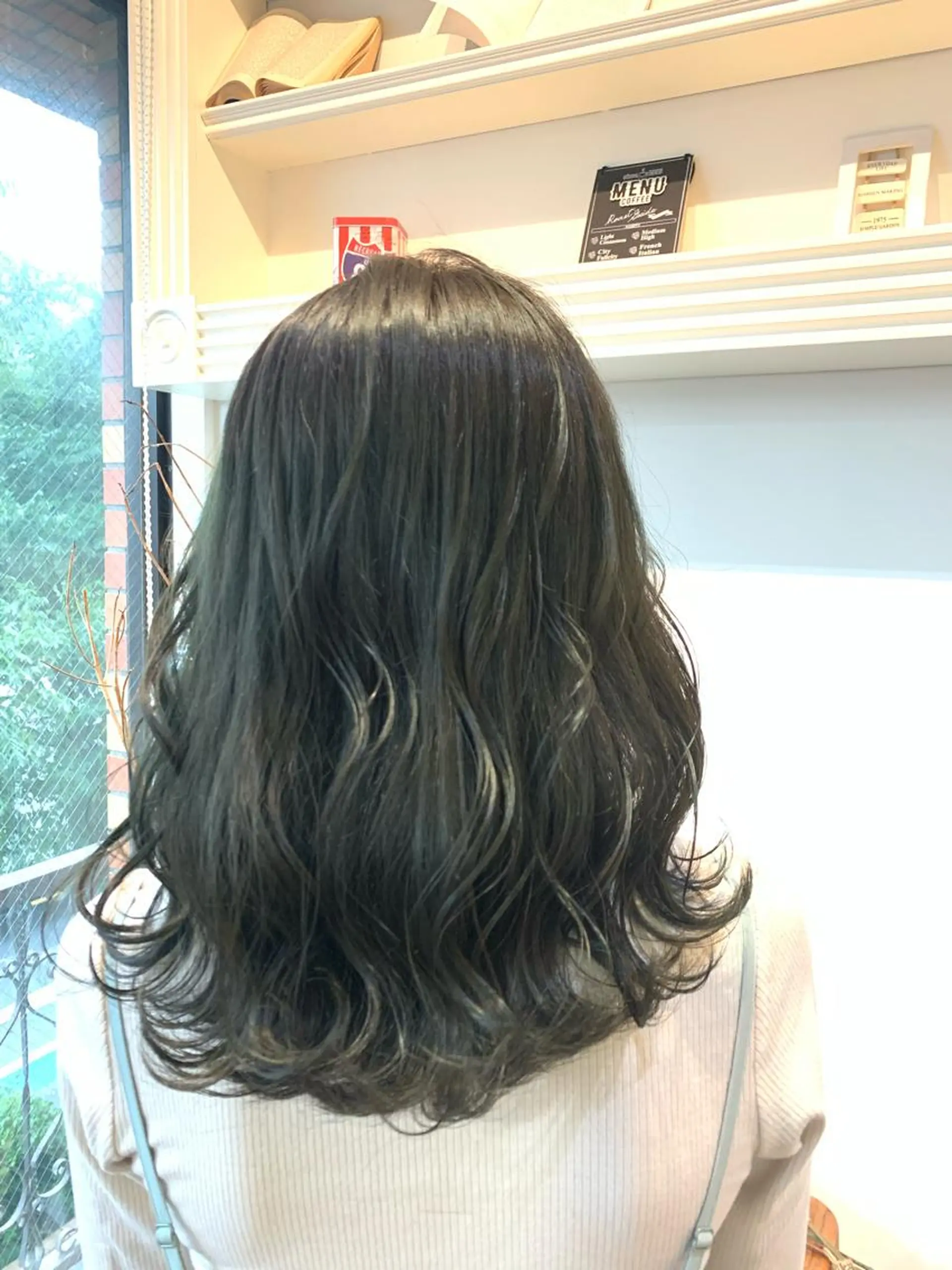 ミディアム ヘアカラー トリートメント ヘッドスパ ヘアセット 山口 竣也のヘアスタイル