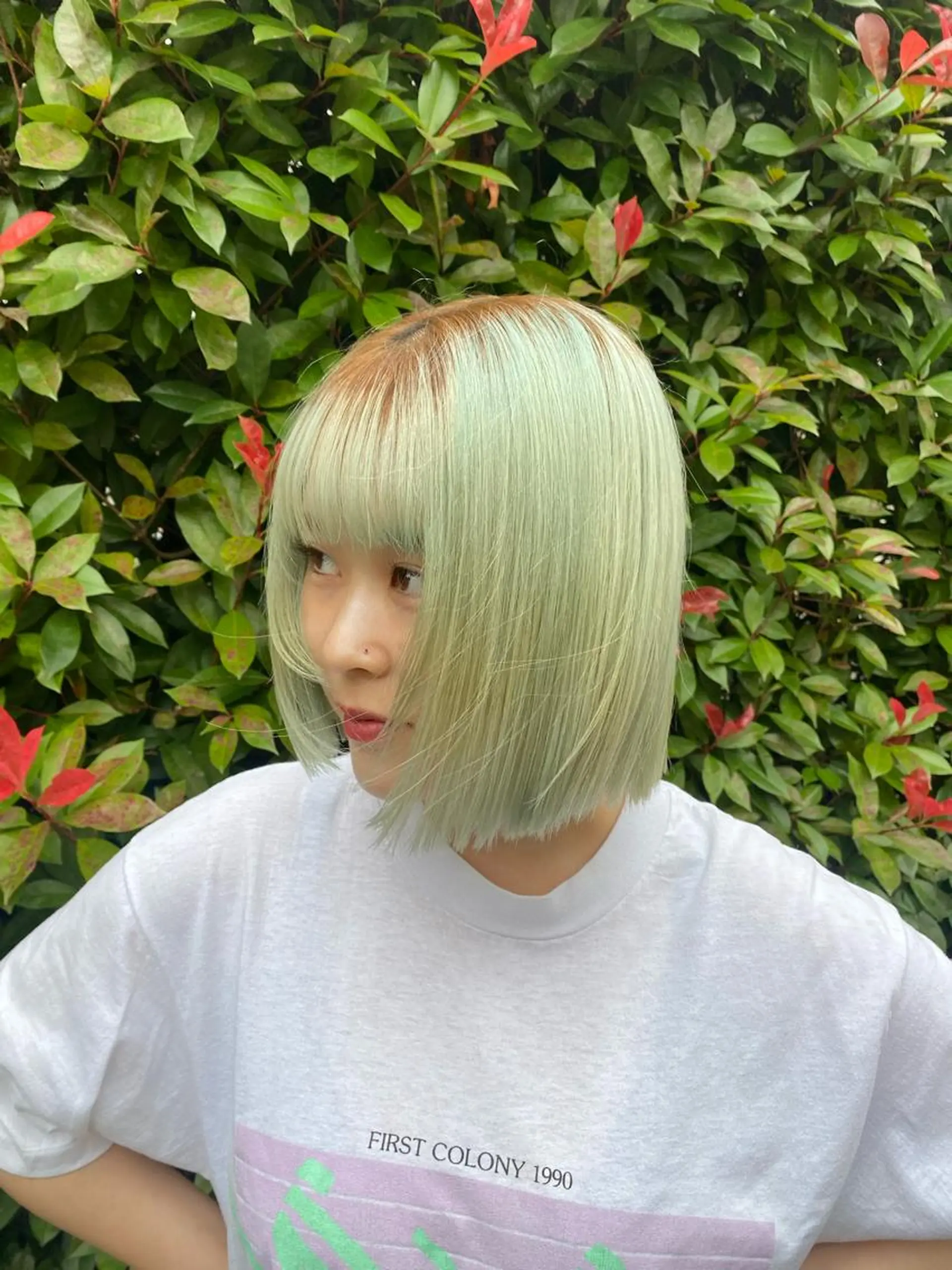 ミディアム カラー 切りっぱなしボブ ダブルカラー ハイトーンカラー ボブ デザインカラー/ kanae🌱のヘアスタイル