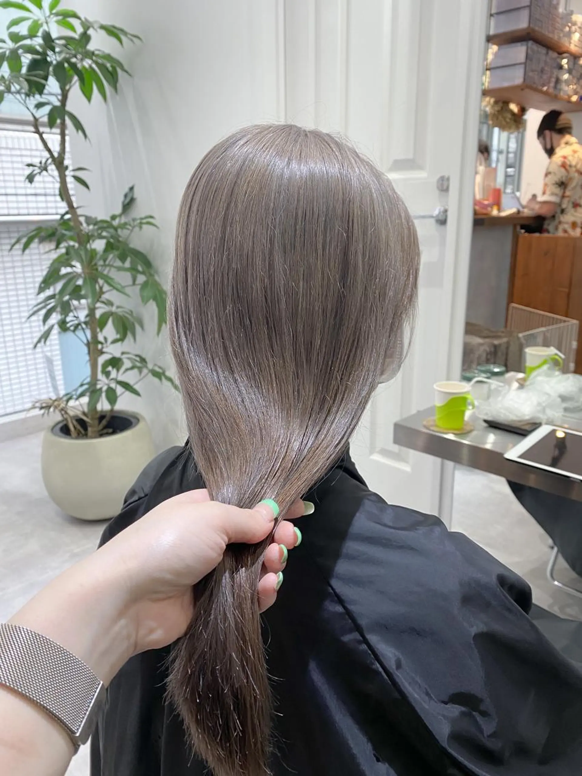 ロング カラー ベージュカラー ブリーチ グレージュ ハイトーンカラー ヘアカラー トリートメント ブリーチ指名 NO1🌈SAKIのヘアスタイル