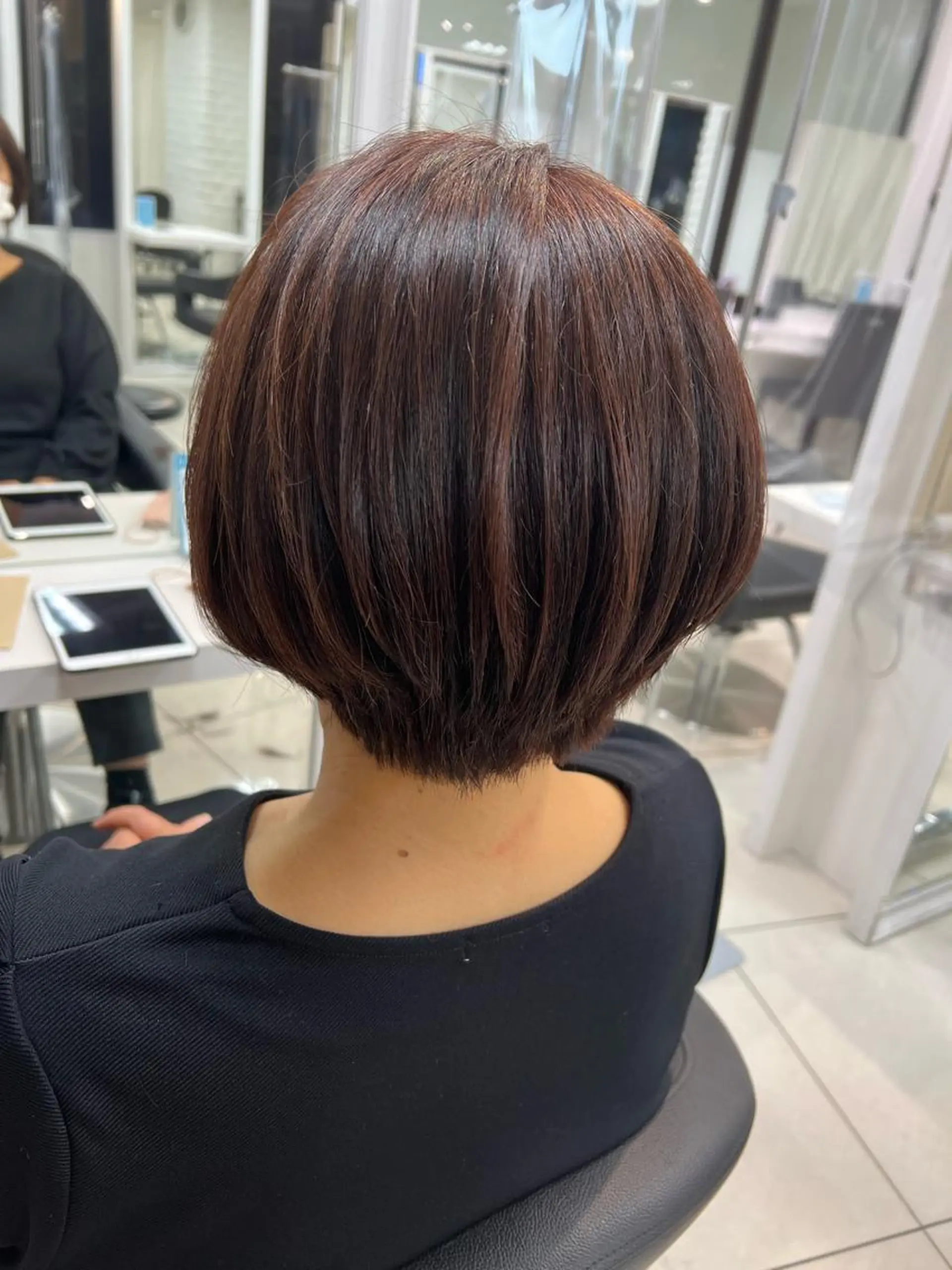 ショート カラー ベージュカラー 透明感カラー ハイライトカラー ラベンダーカラー ラベンダーピンク カット ヘアカラー トリートメント 【暖色カラー特化】 中山由梨のヘアスタイル