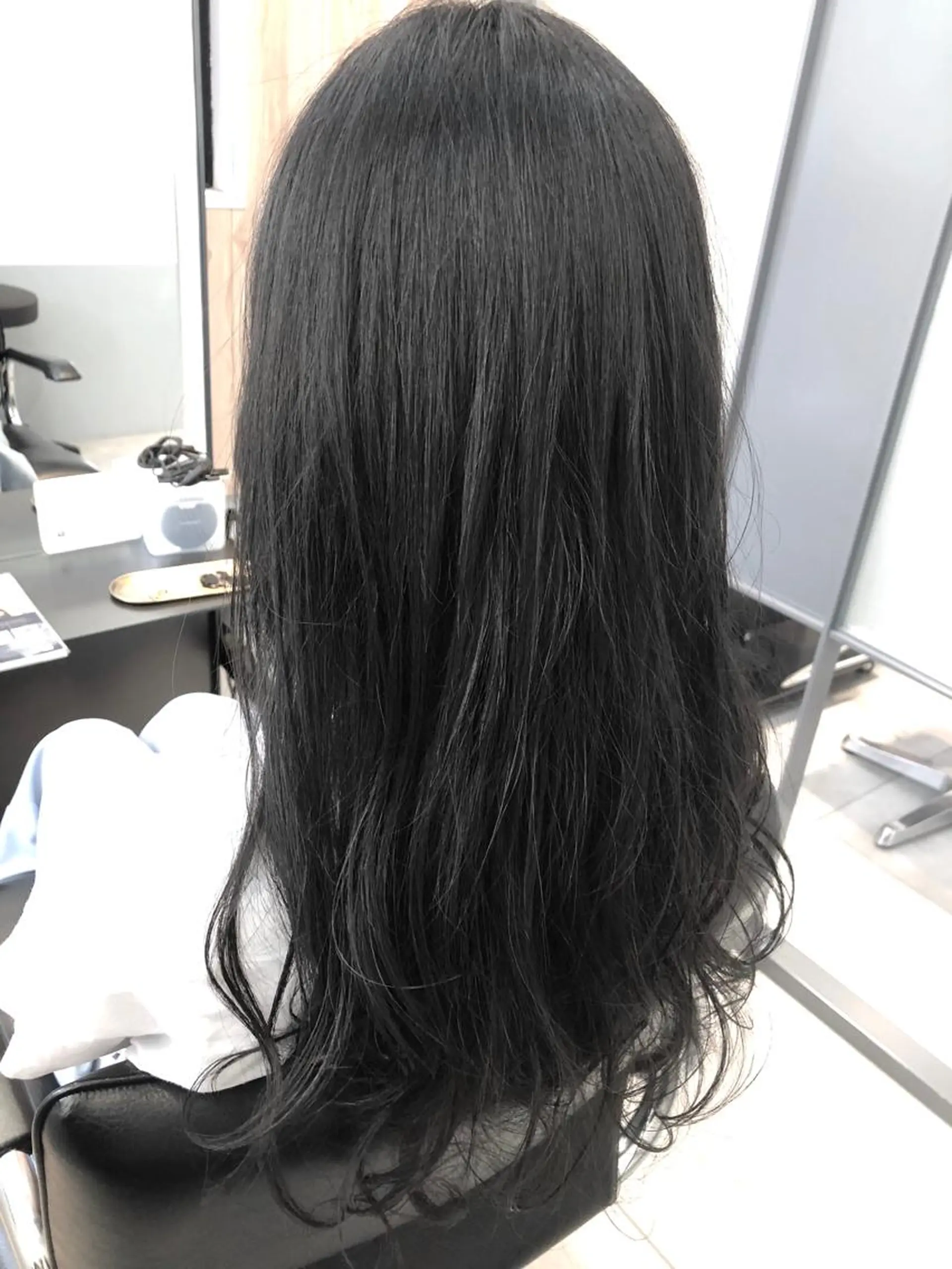 ロング カラー OFF YUYAのヘアスタイル