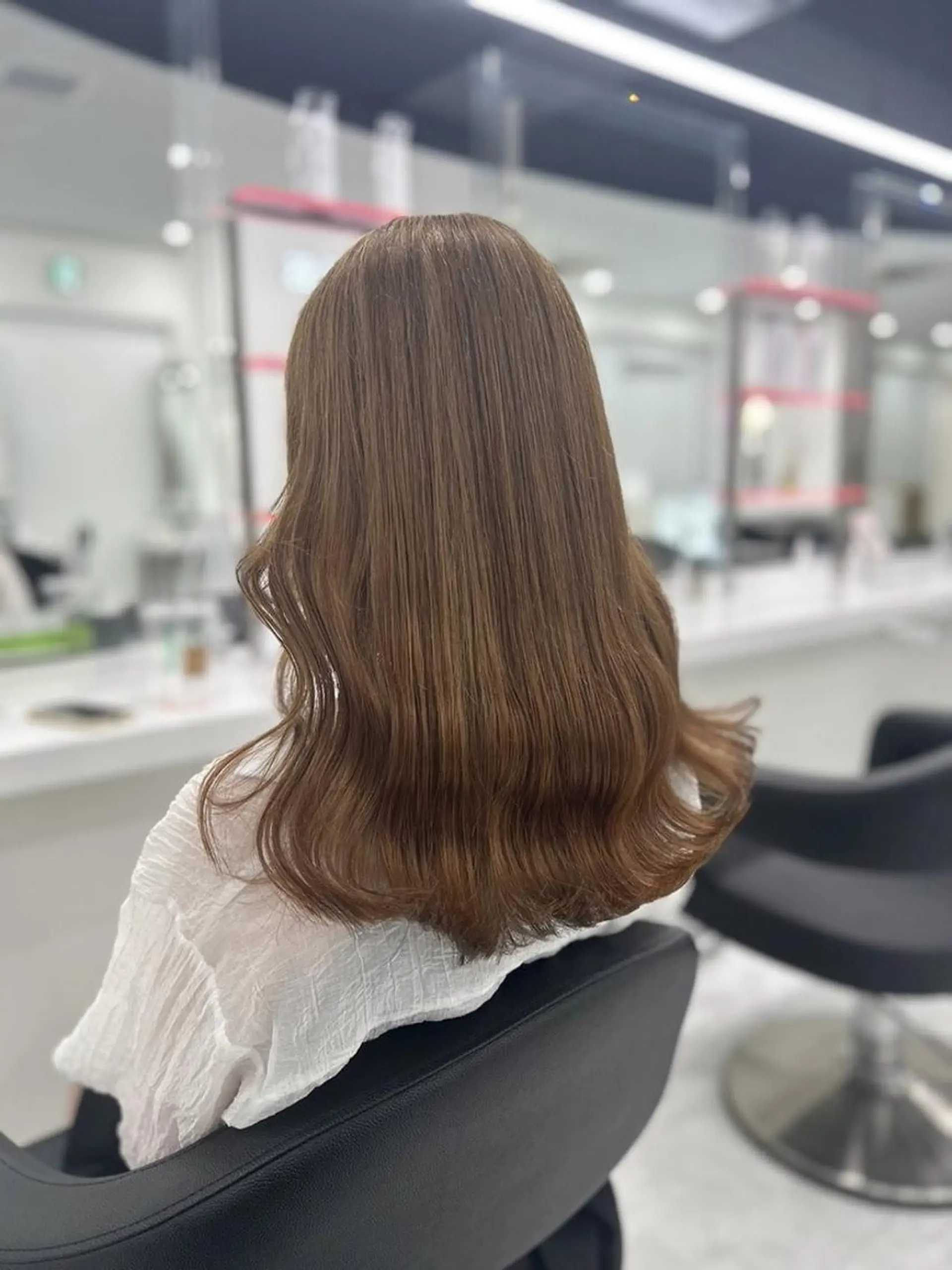 カラー ヘアカラー ブリーチなしモテヘア 🤍REN🤍🪄のヘアスタイル