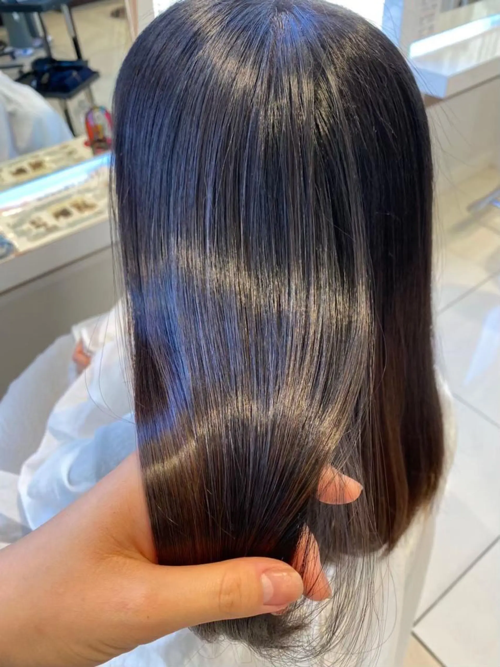 ロング 大川 有香のヘアスタイル