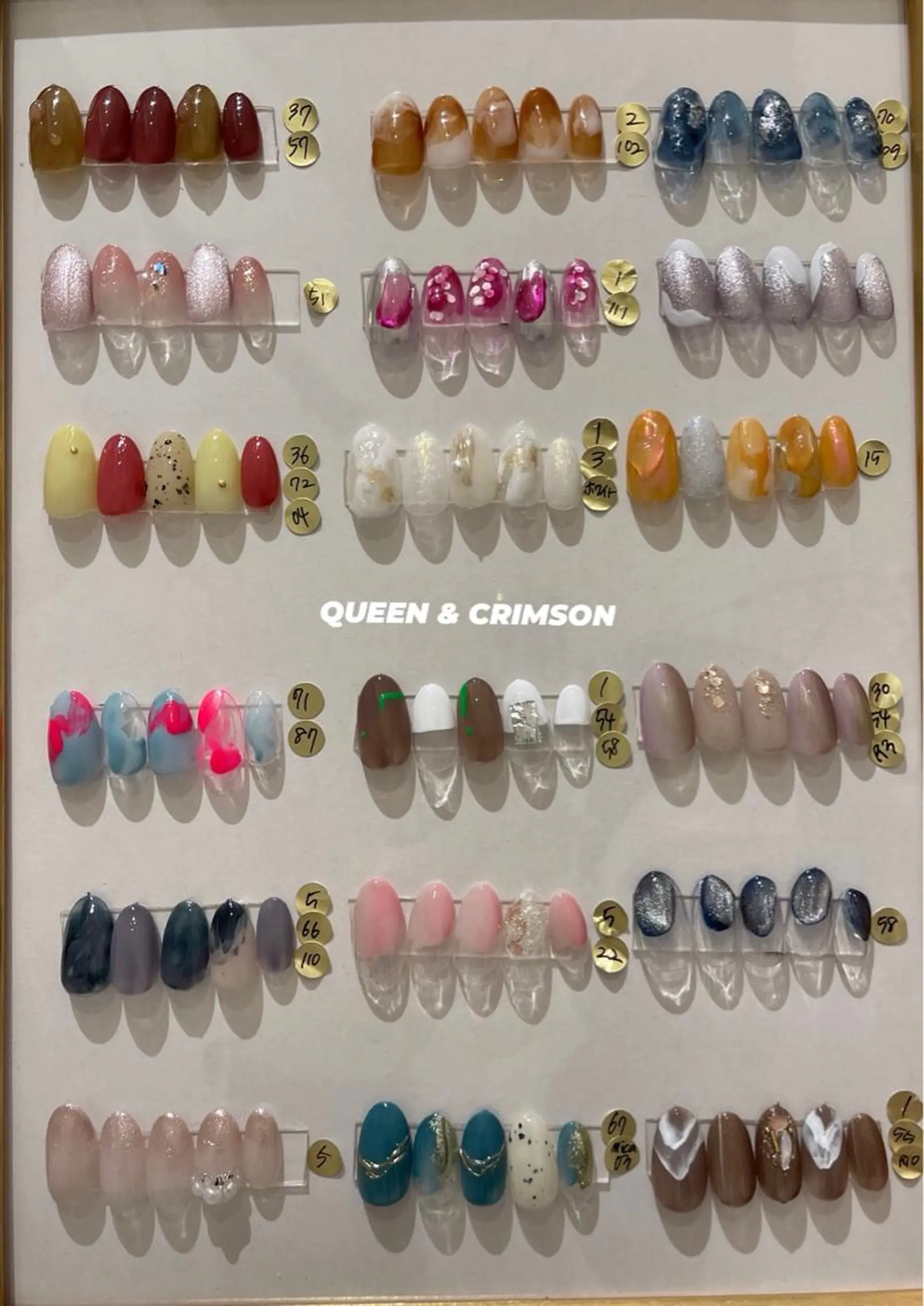 ネイル ネイル&アイ QUEEN&CRIMSON所属・眉WAX/ピーリング ホワイトニングの眉毛・アイブロウイメージ