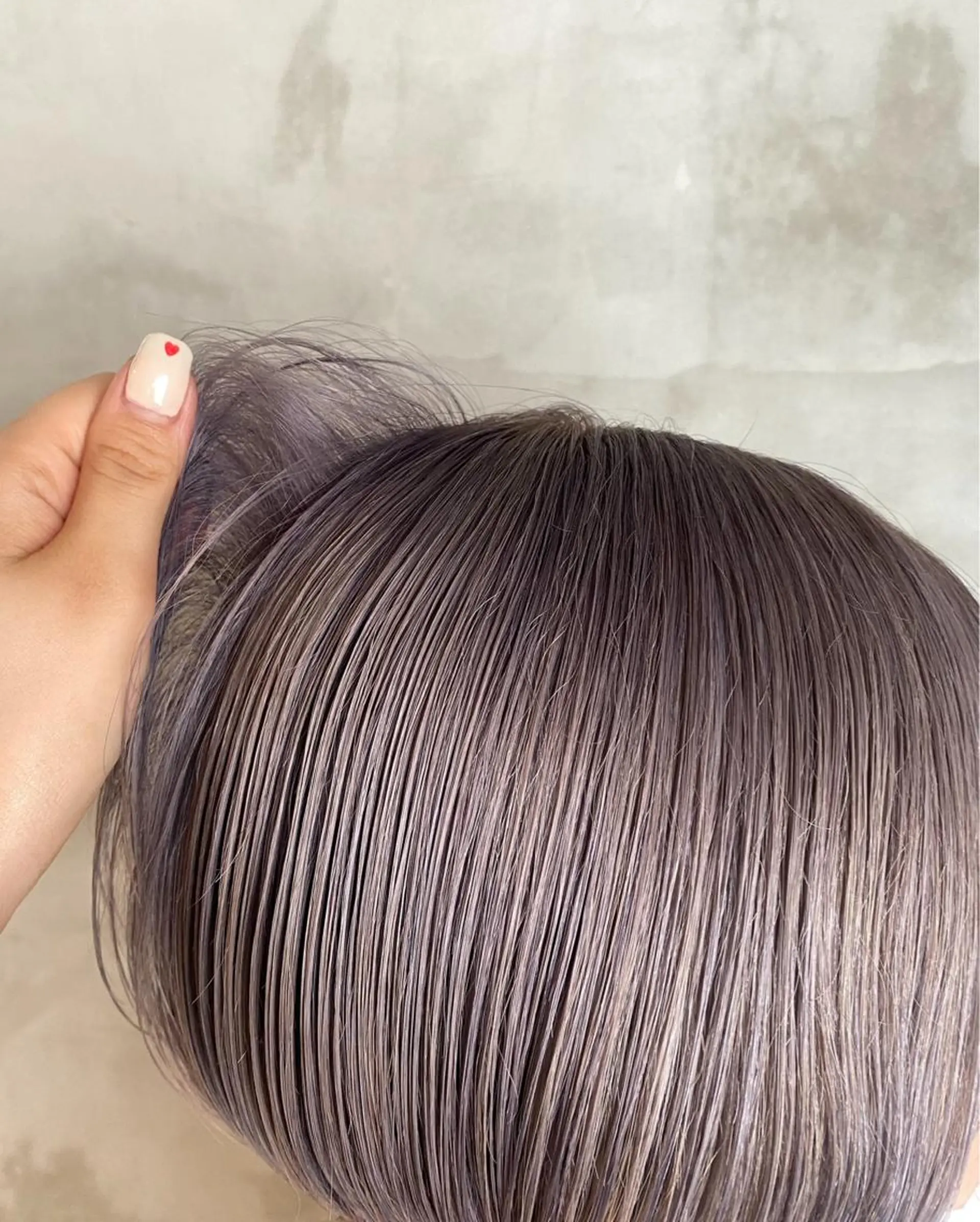 ショート カラー ベージュカラー ラベンダーカラー ラベンダーベージュ カット ヘアカラー レイヤーカット🪽 yukaのヘアスタイル