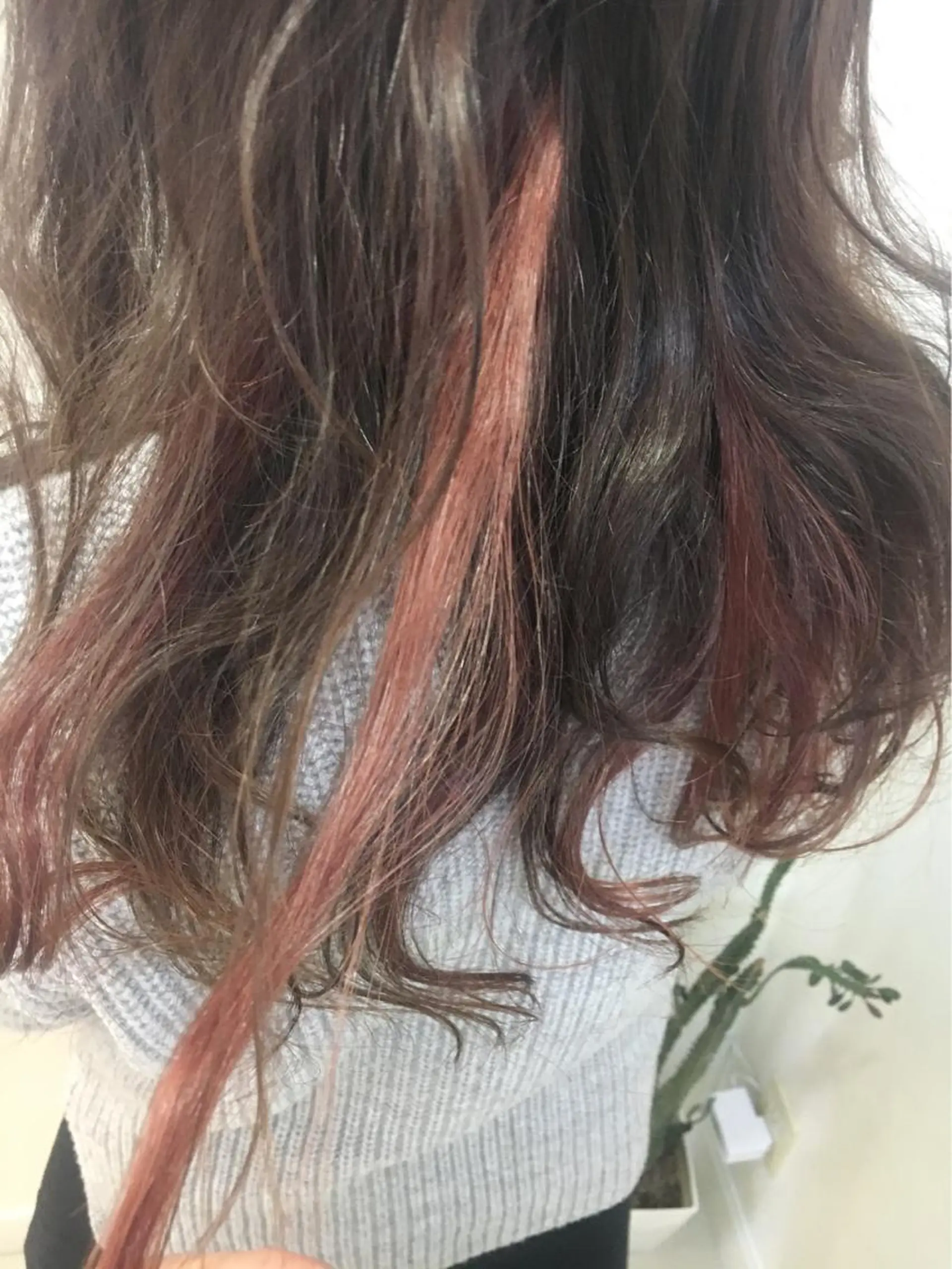ロング カラー ブリーチ ピンクカラー ヘアカラー 永井 大希のヘアスタイル
