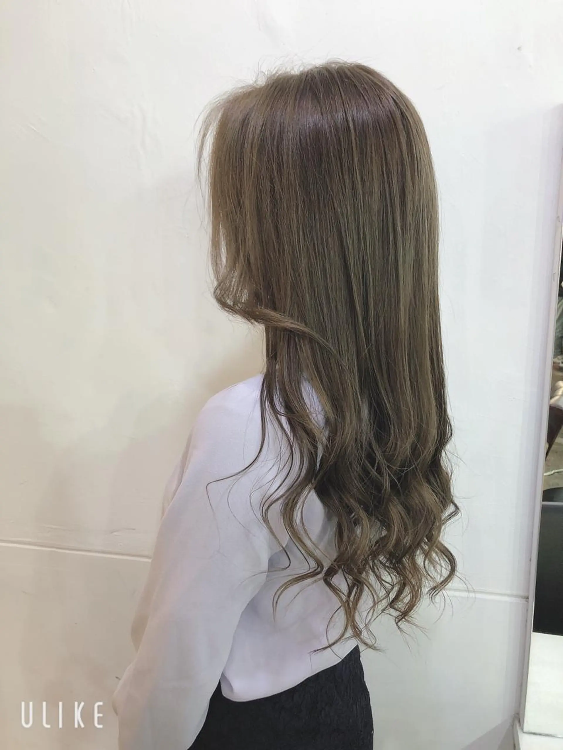 ロング カット ヘアカラー トリートメント フェアリーテイル所属・吉田 典弘のヘアスタイル