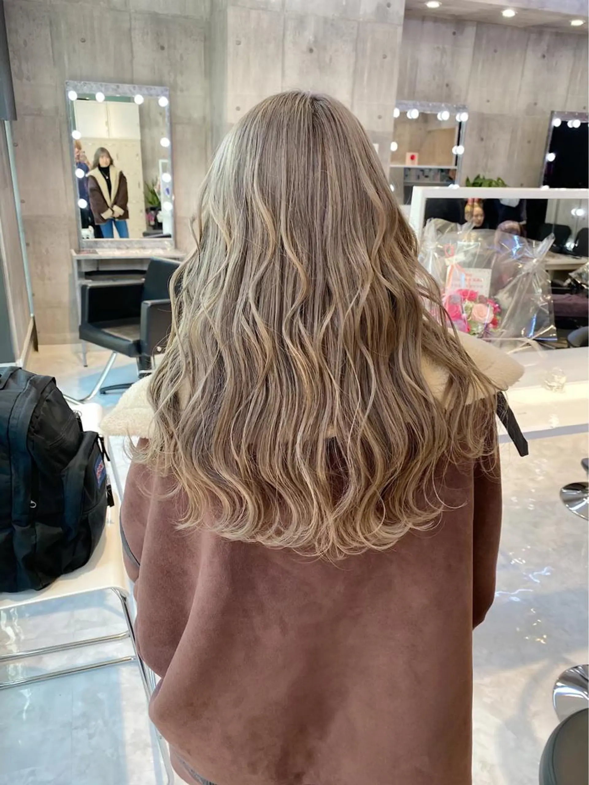 ロング カラー パーマ ヘアアレンジ メンズ キッズ ネイル マツエク・マツパ メンズ人気NO,1 Genieジーニーのヘアスタイル