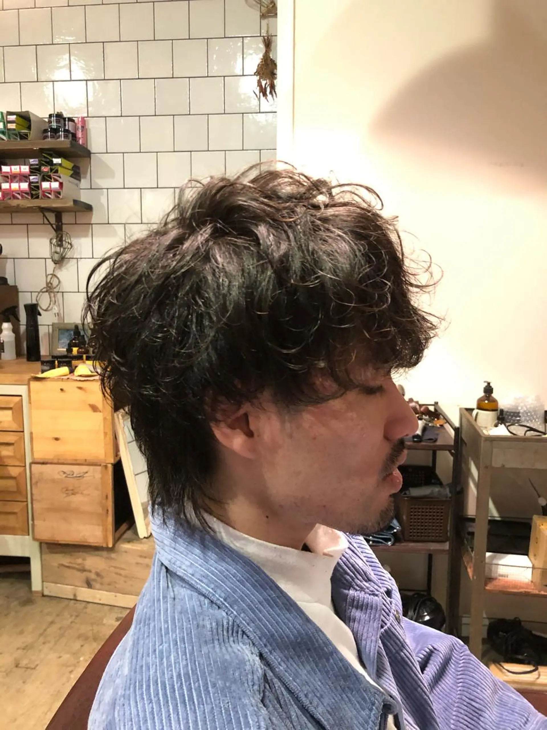 ミディアム カット パーマ オオシロ ユウマのヘアスタイル