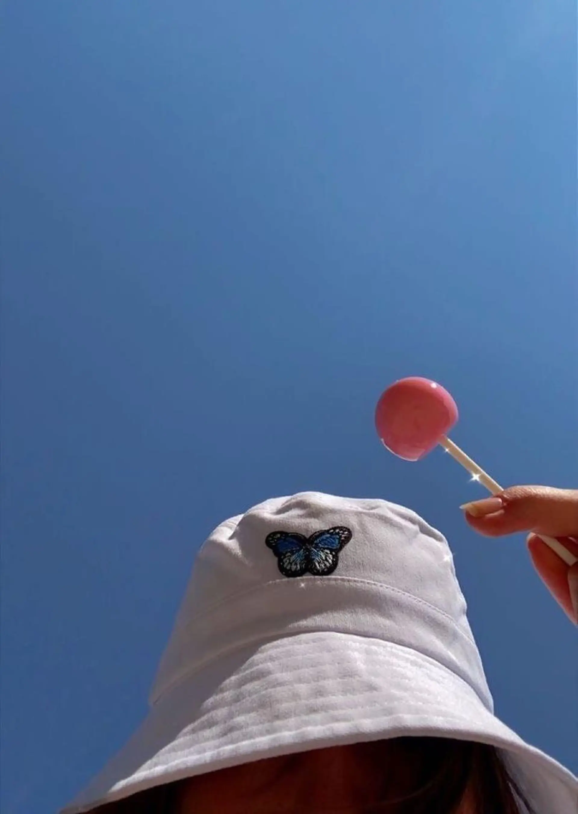 ネイル オーロラネイル 長さ出し ジェルネイル 韓国ネイル マグネットネイル ちゅるんネイル🪄 耳ツボジュエリー🔗のネイルデザイン