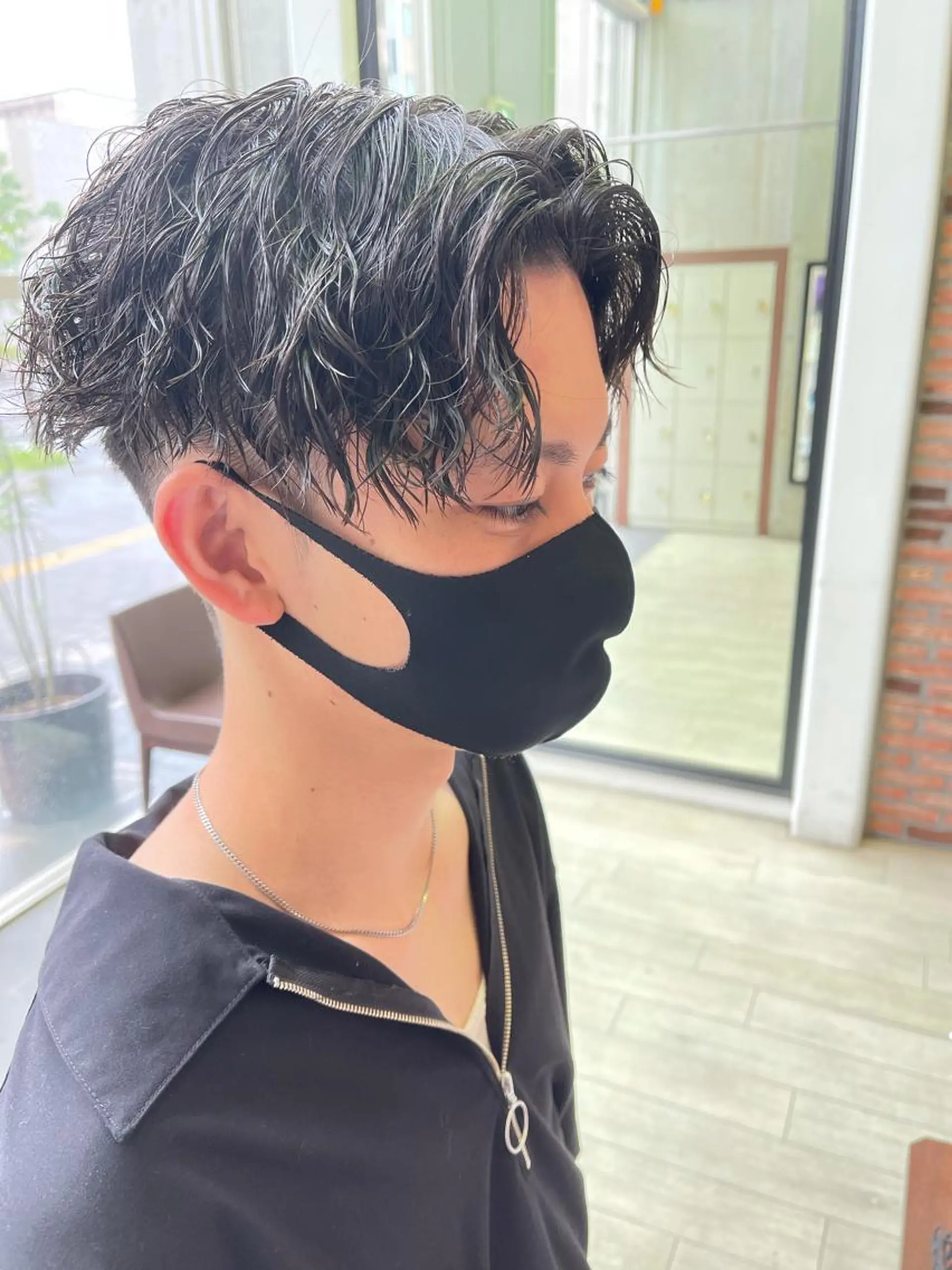 ショート パーマ メンズ メンズパーマフェード シモジタカヒロのヘアスタイル
