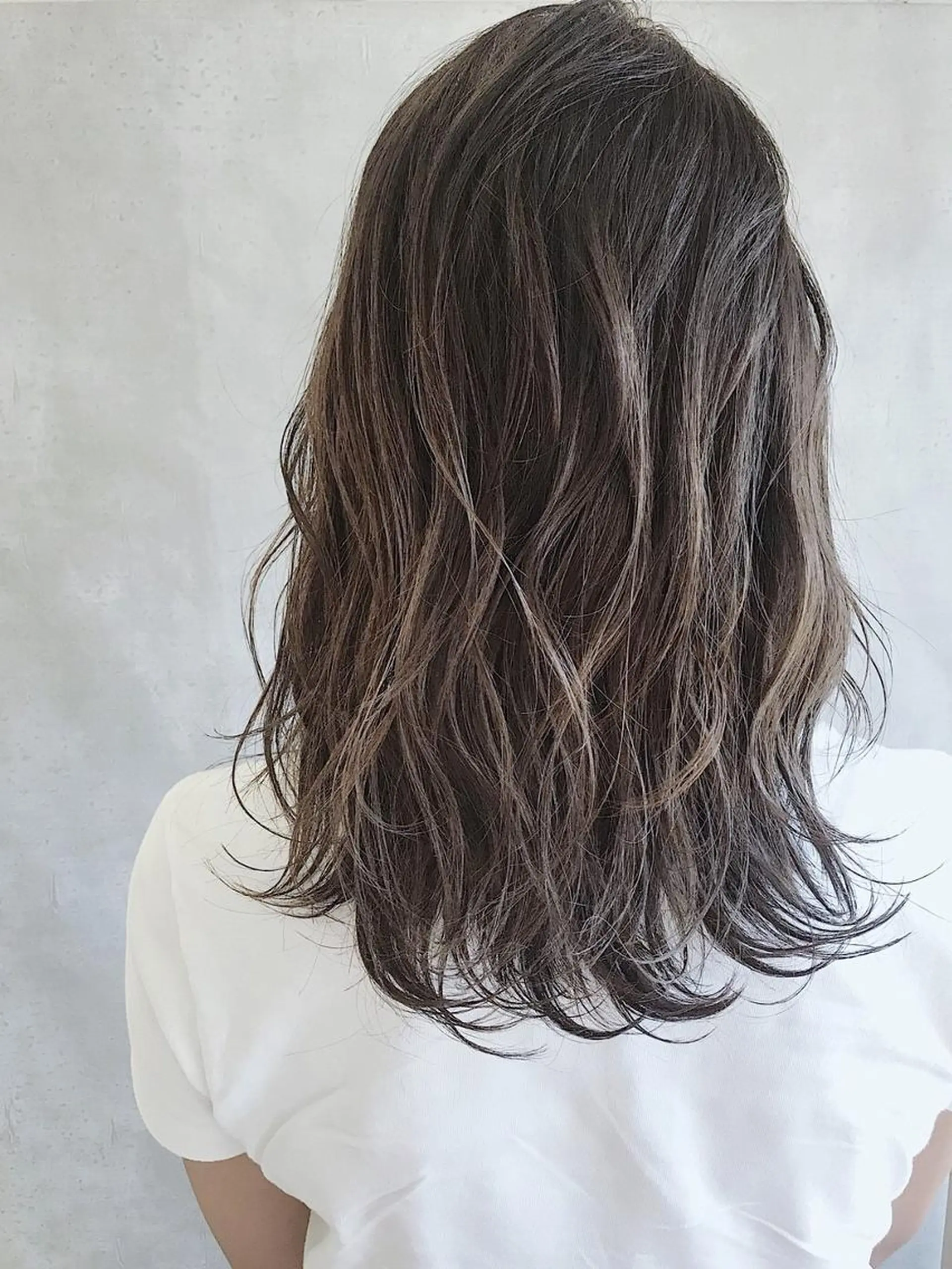 ミディアム カラー アディクシーカラー ブリーチ ケアブリーチ ダブルカラー ハイライトカラー MOU namba ムウナンバのヘアスタイル