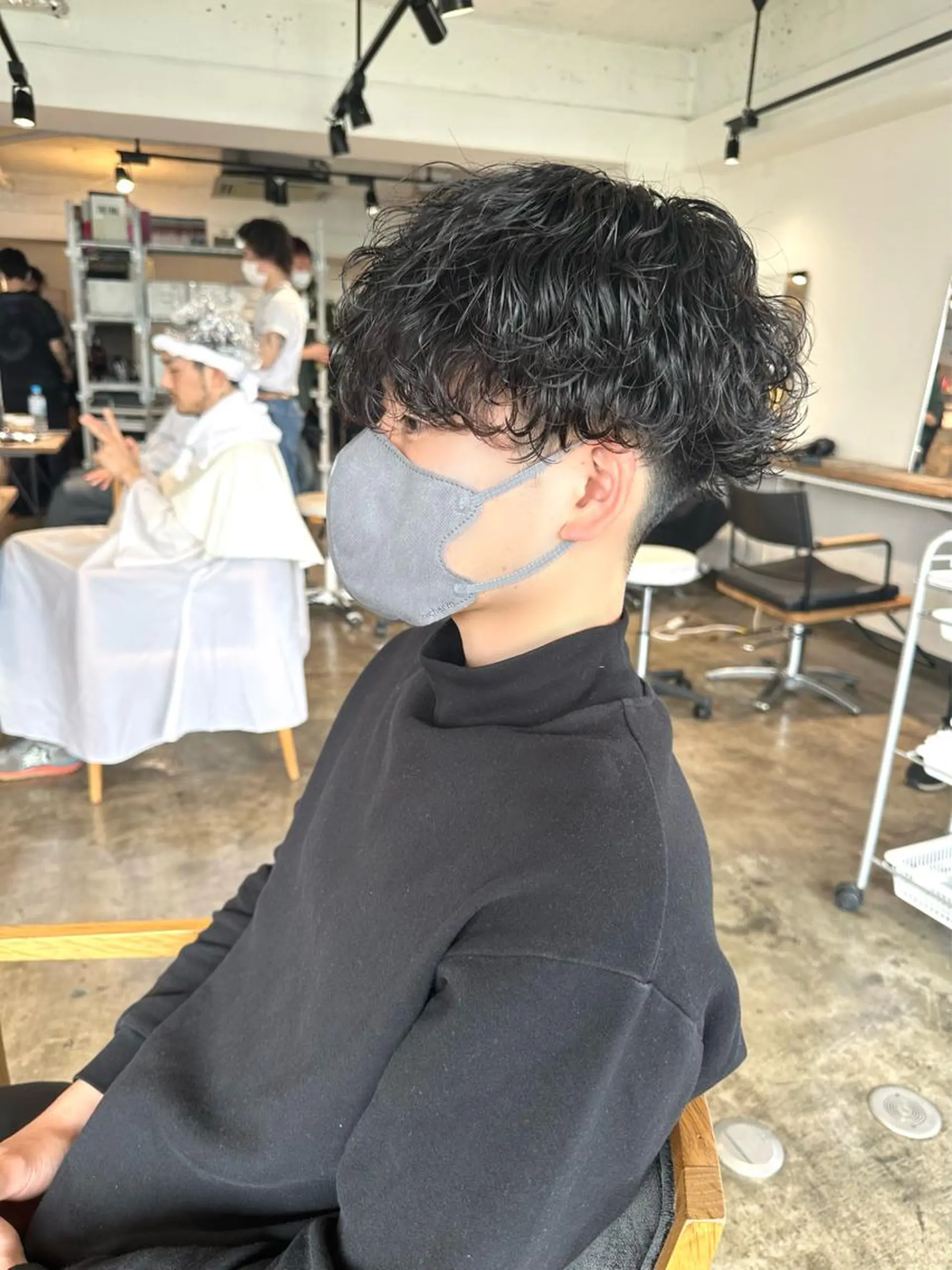 メンズ メンズパーマ メンズツイストパーマ 波巻きパーマ ツイストパーマ カット パーマ トリートメント 骨格補正施術/メンズ 専門美容師/YUYAのヘアスタイル