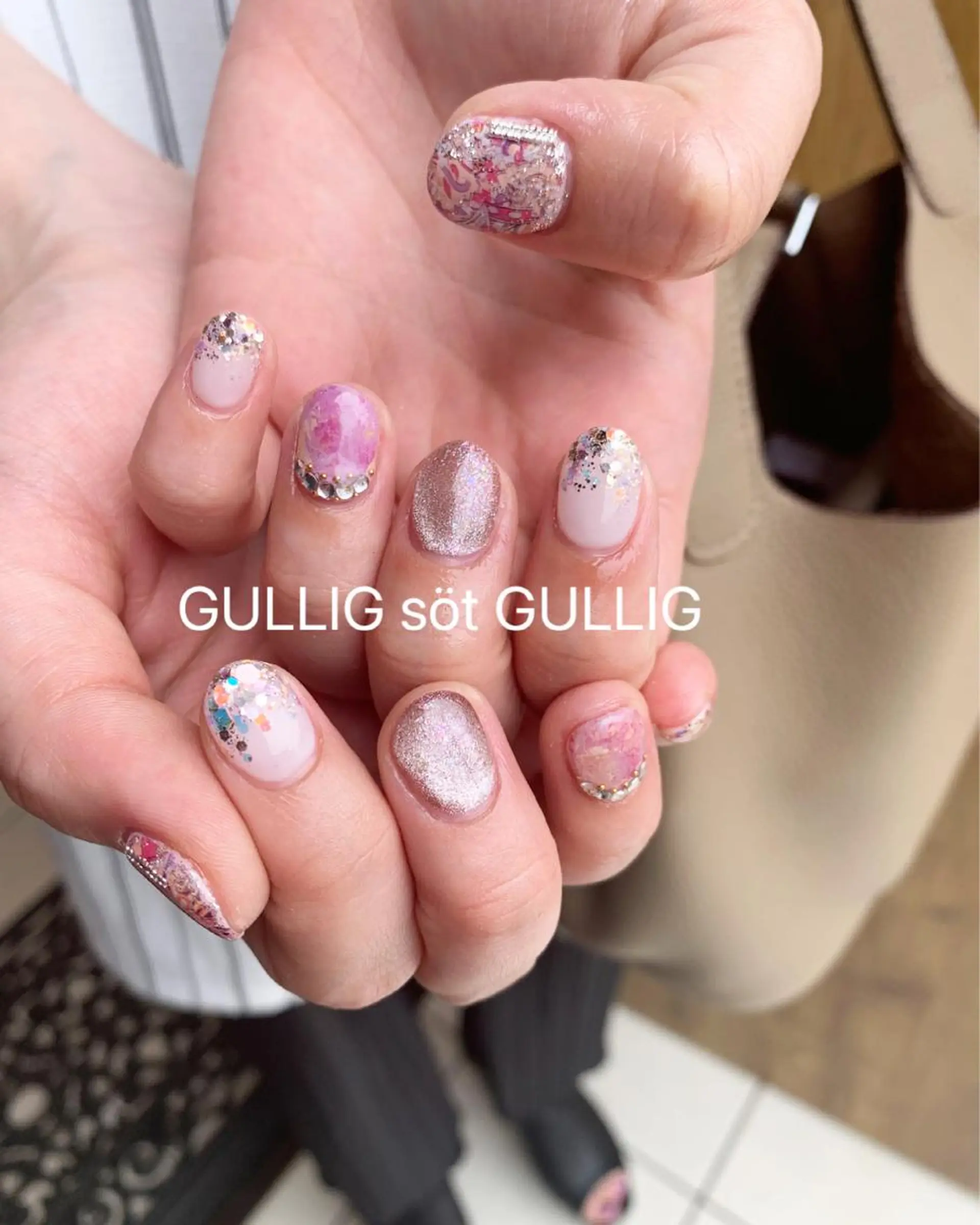 ネイル GULLIG söt GULLIGのネイルデザイン