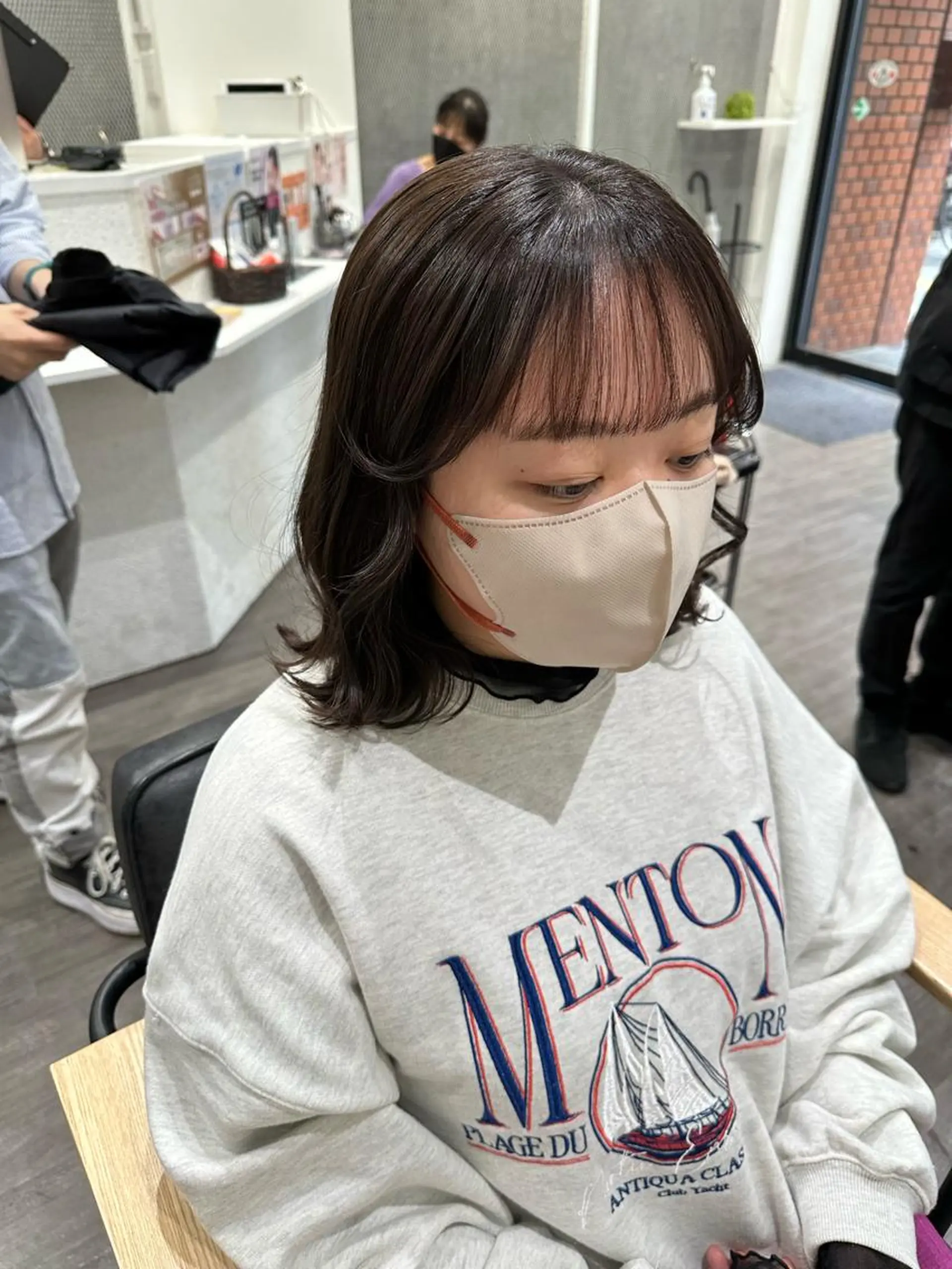 ミディアム カラー ブラウンカラー グレージュ カット ヘアカラー トリートメント 上田 紗也のヘアスタイル