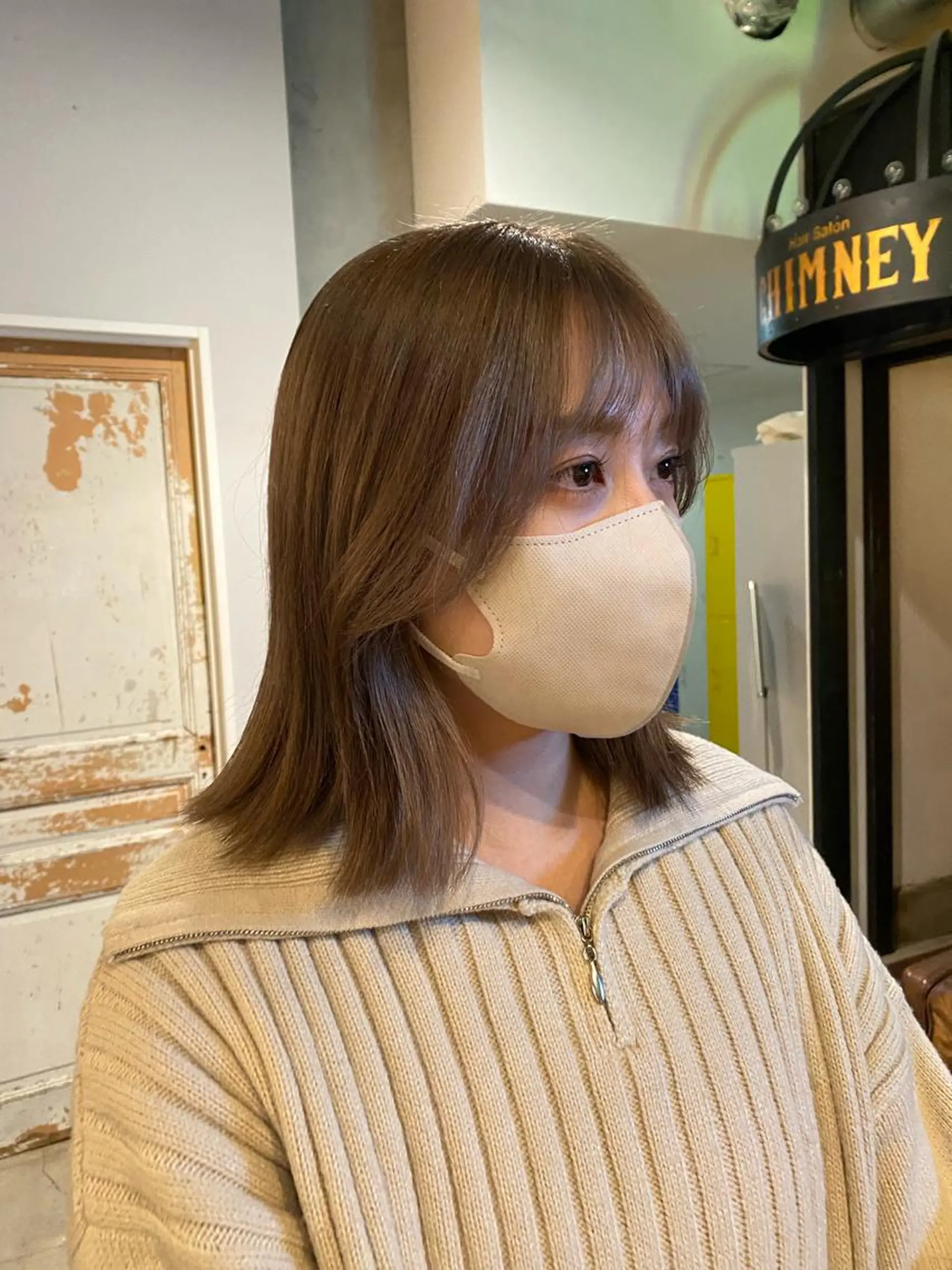 ミディアム NORA Journey所属・ブリーチカラー/ブロ ンドレイヤーカットのヘアスタイル