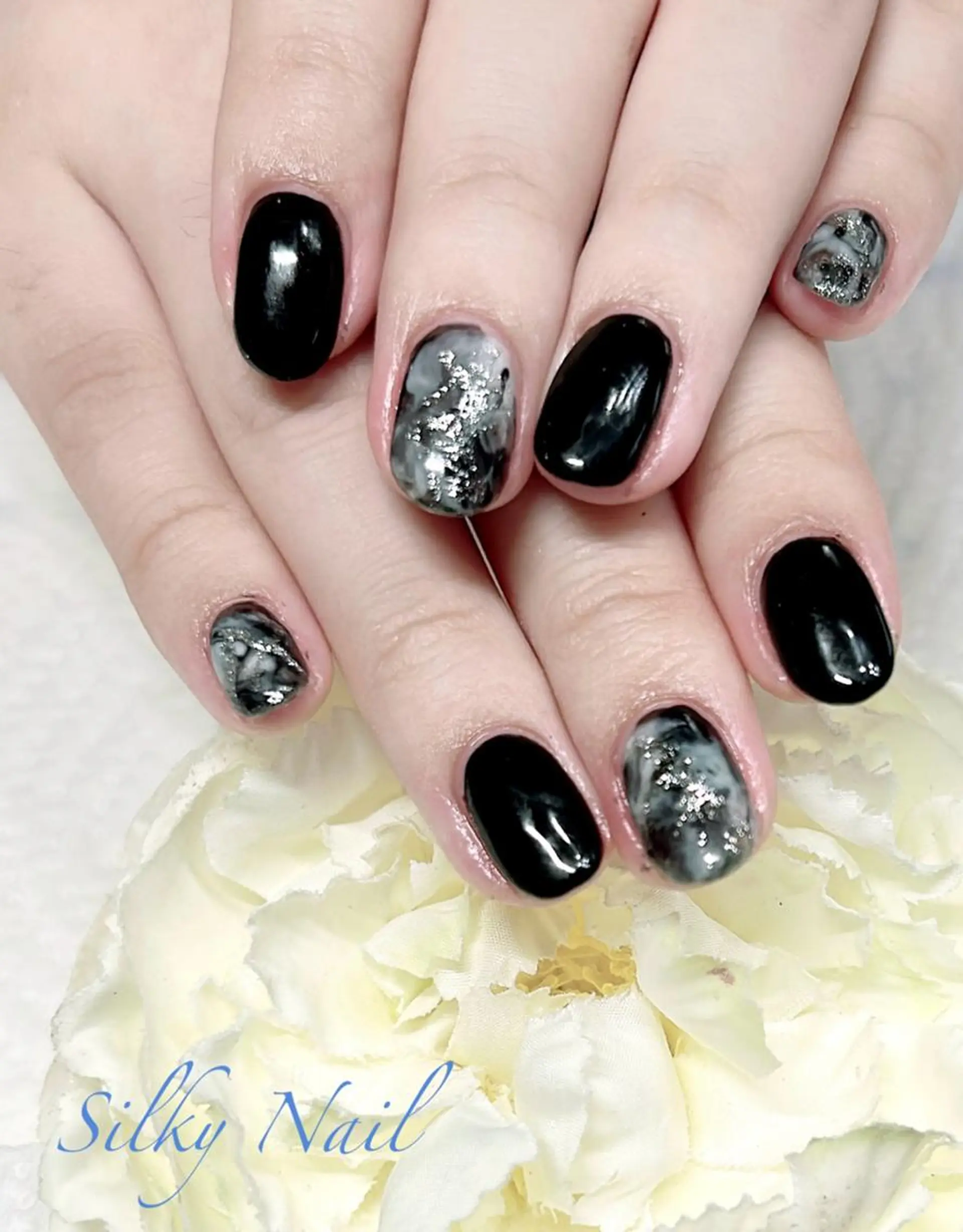 ネイル Silky Nail _staffのネイルデザイン