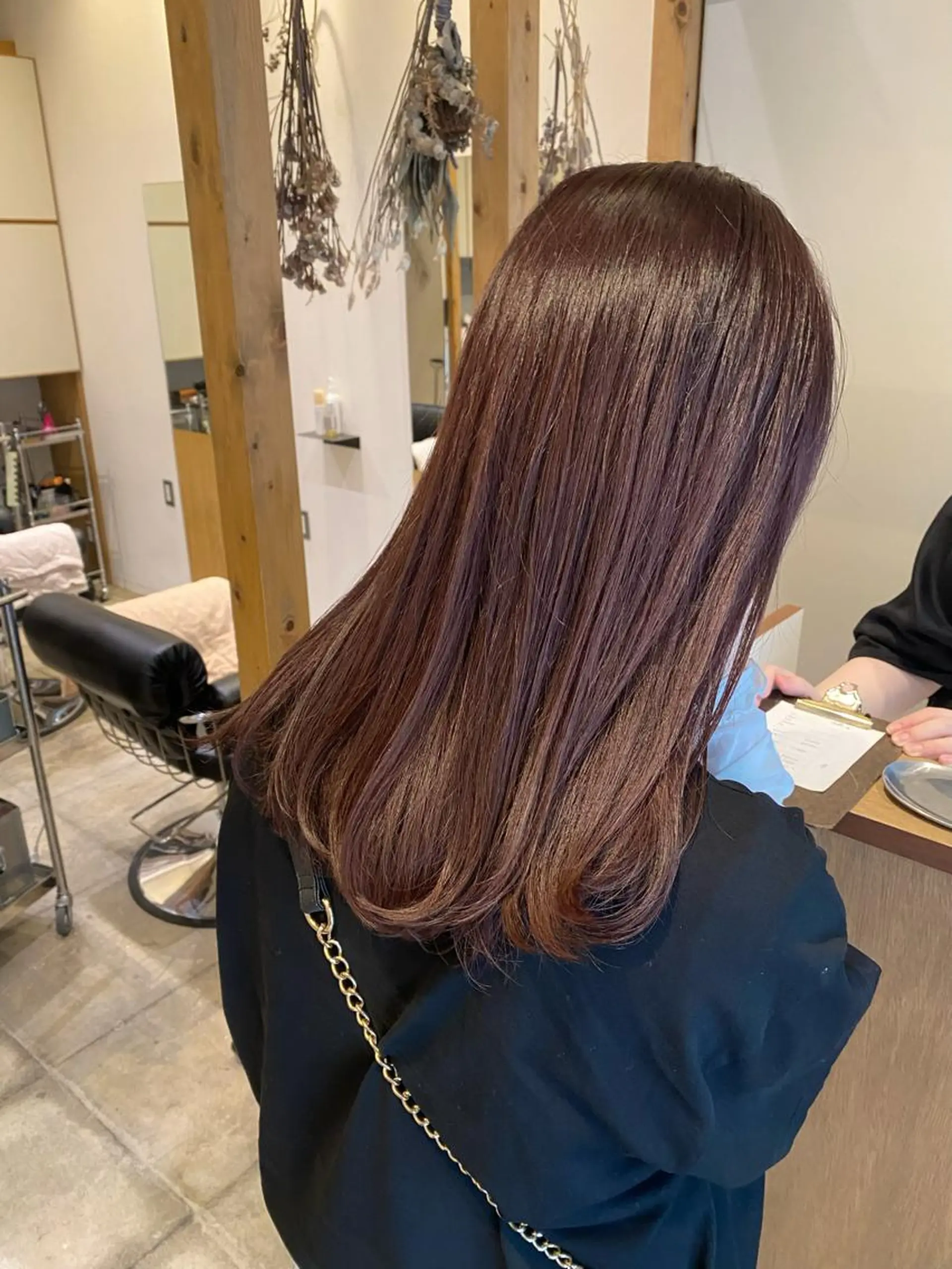 セミロング カラー カット ヘアカラー トリートメント ENIF ヤマグチアツコのヘアスタイル