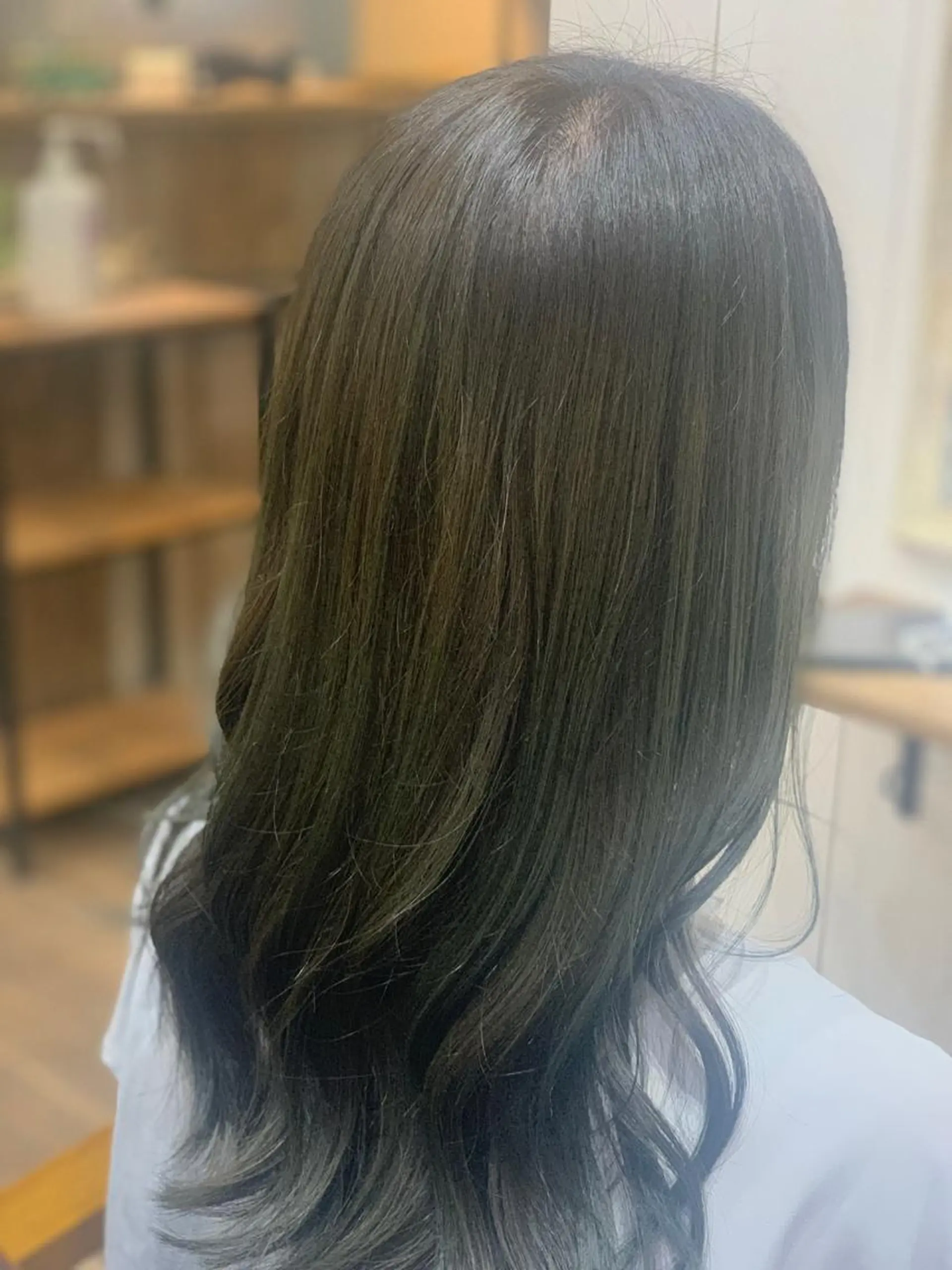 セミロング カット ヘアカラー トリートメント 前井 正人のヘアスタイル