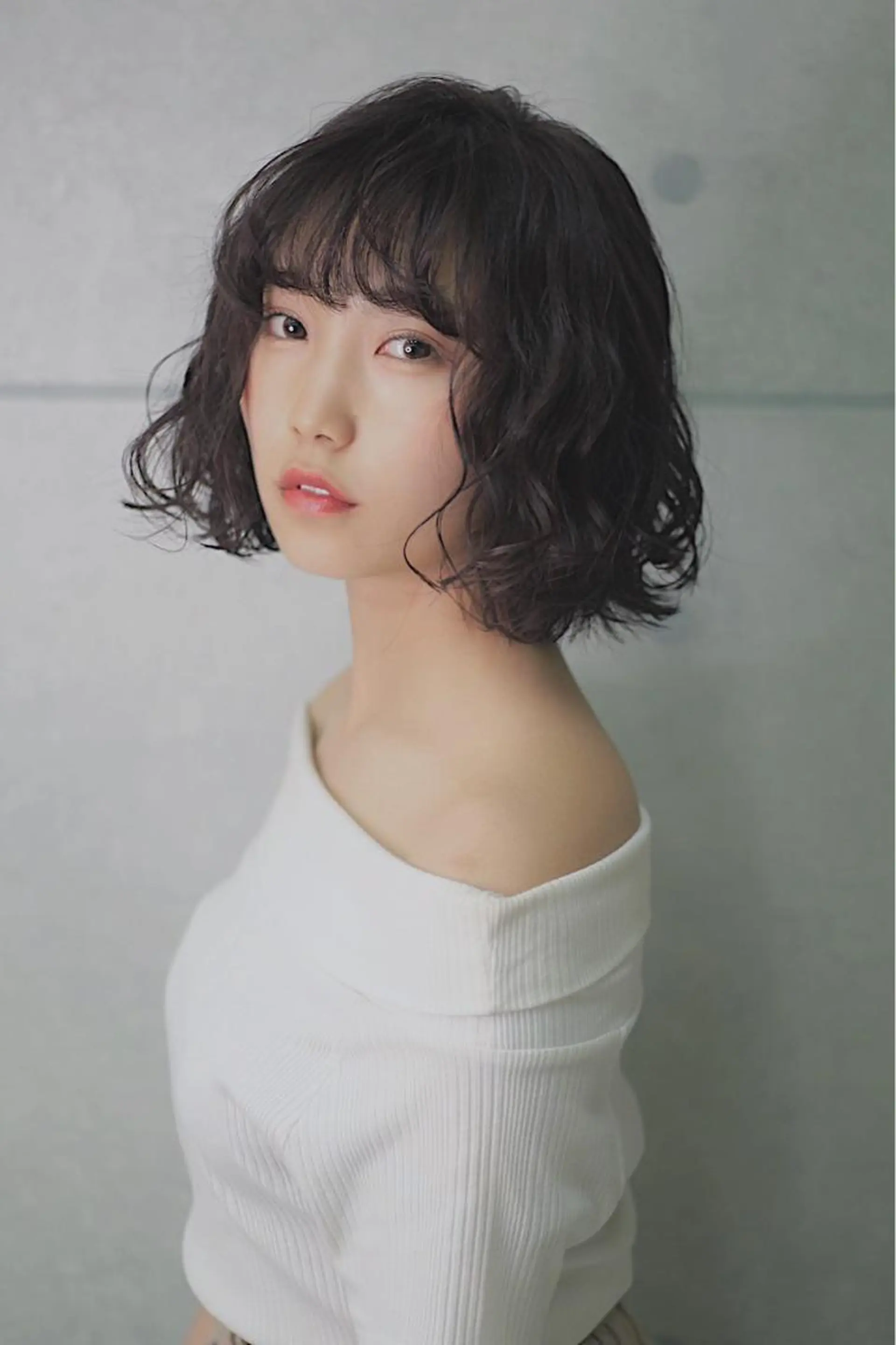 ミディアム カラー アディクシーカラー グレージュ ネイビーカラー neaf【六本木】所属・韓国/愛されレイヤー 六本木/yuri🎀のヘアスタイル