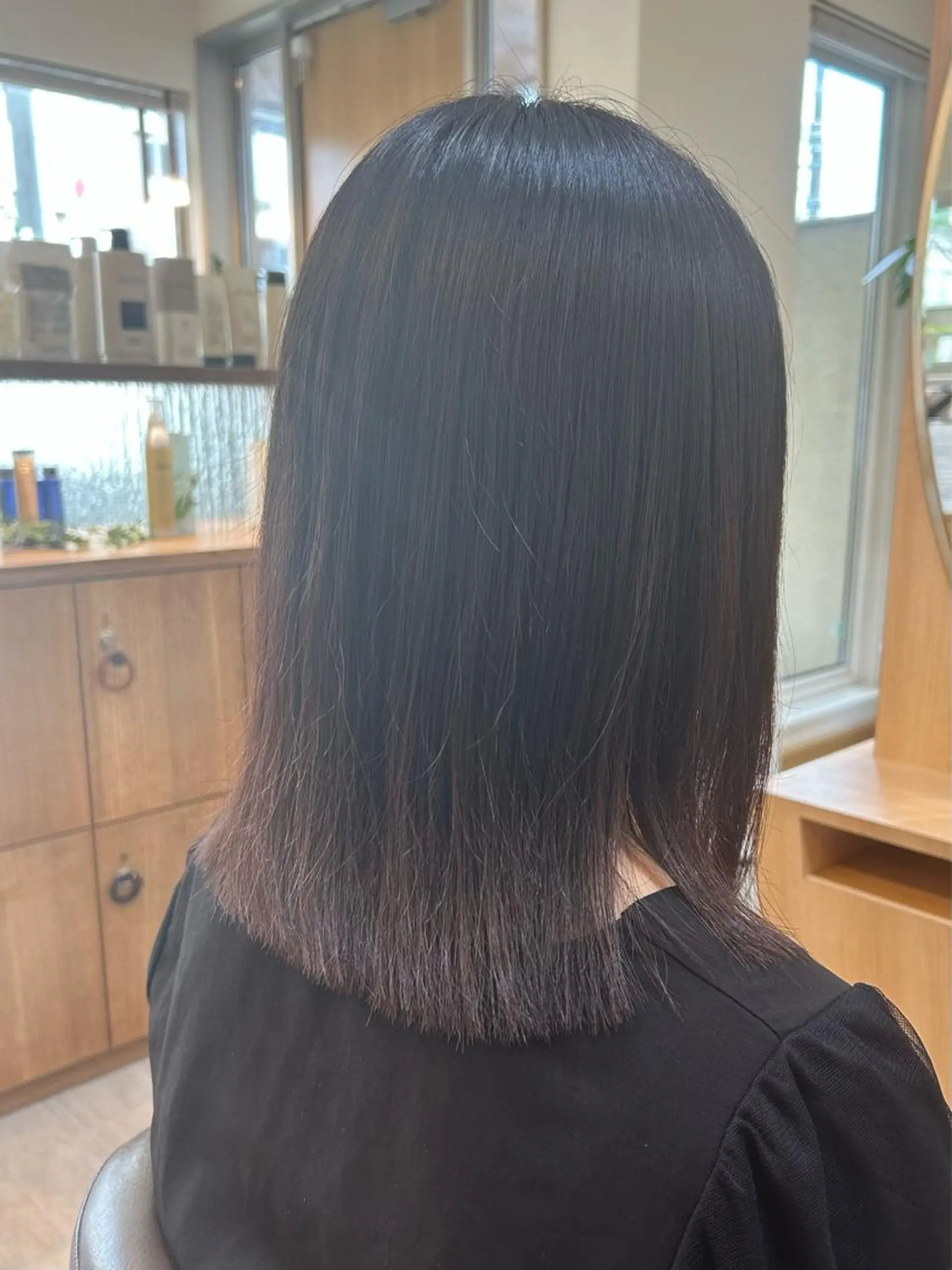 ミディアム taba hair dori所属・若松 冴果のヘアスタイル