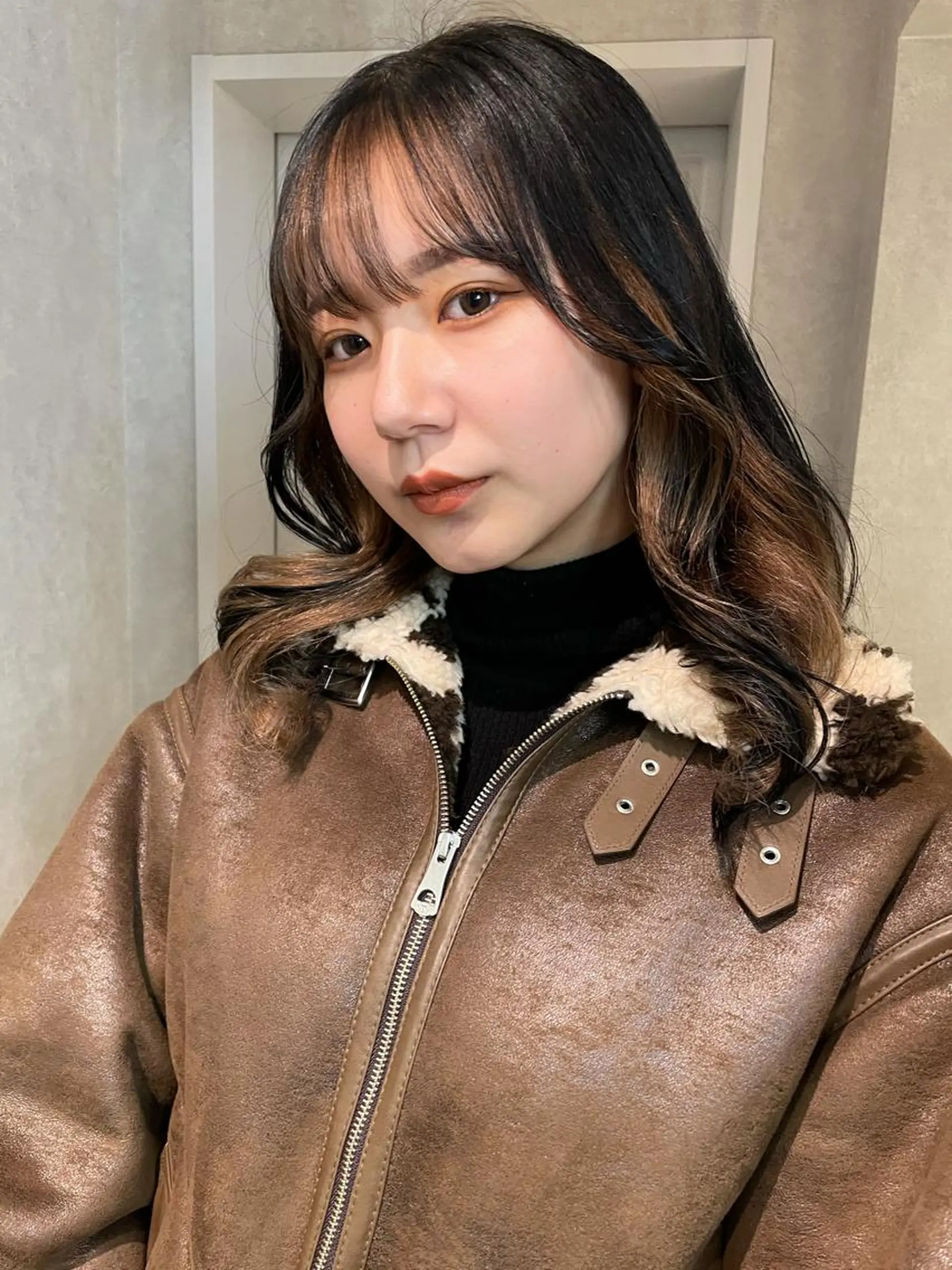 セミロング カラー イヤリングカラー ヘアカラー ナチュラル透明感🌱 小山美樹子のヘアスタイル