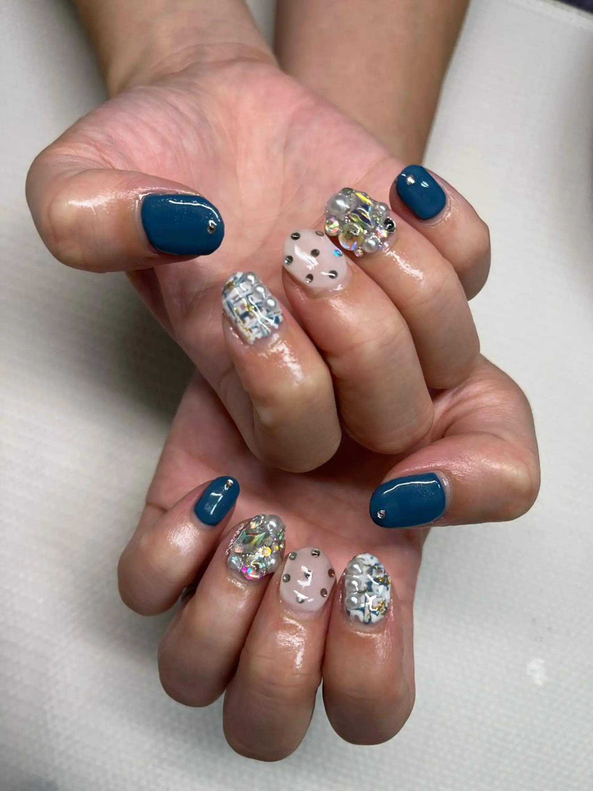 ネイル nail.salon .Reversalのネイルデザイン
