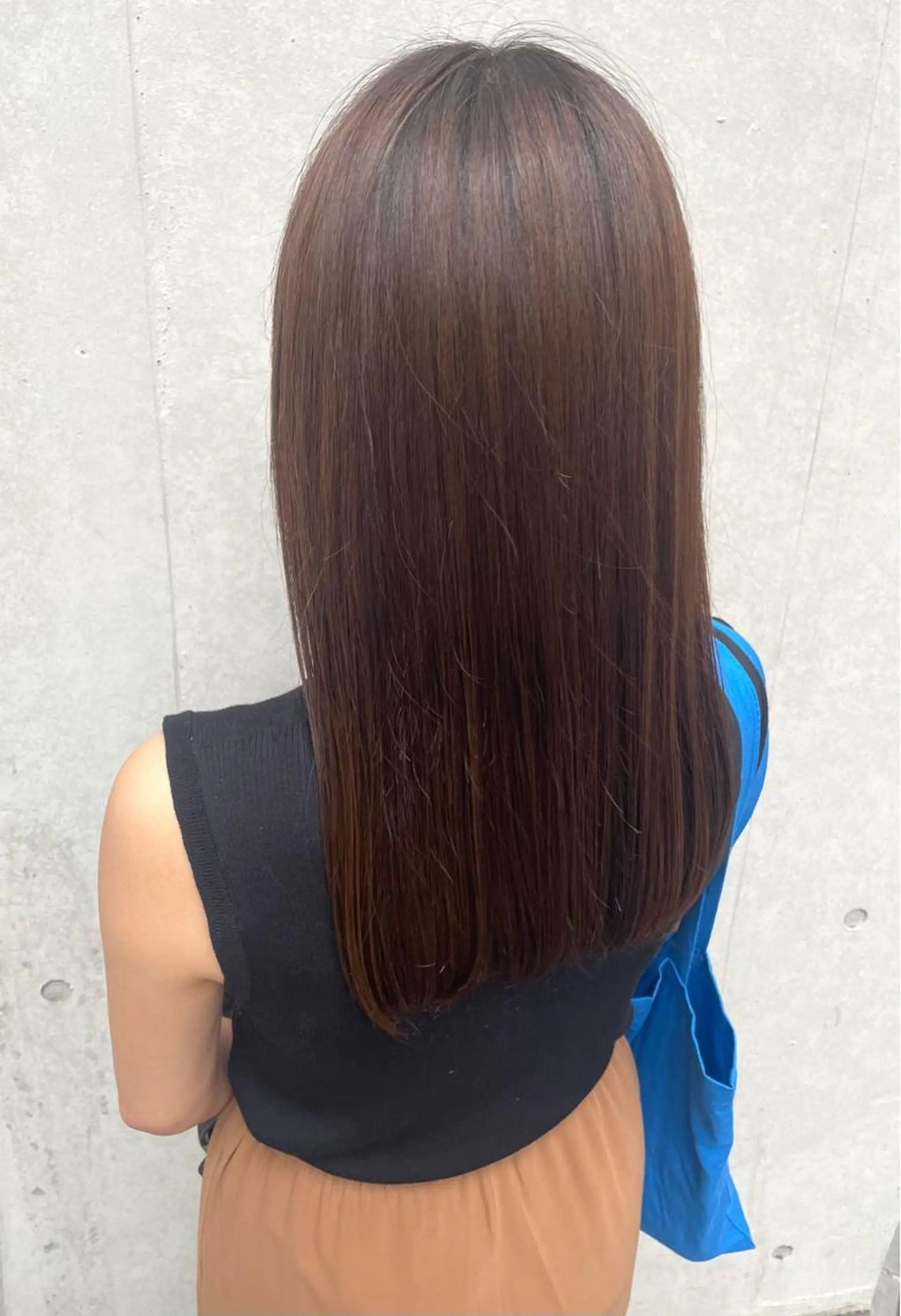 ロング カラー 小柳 夏美のヘアスタイル