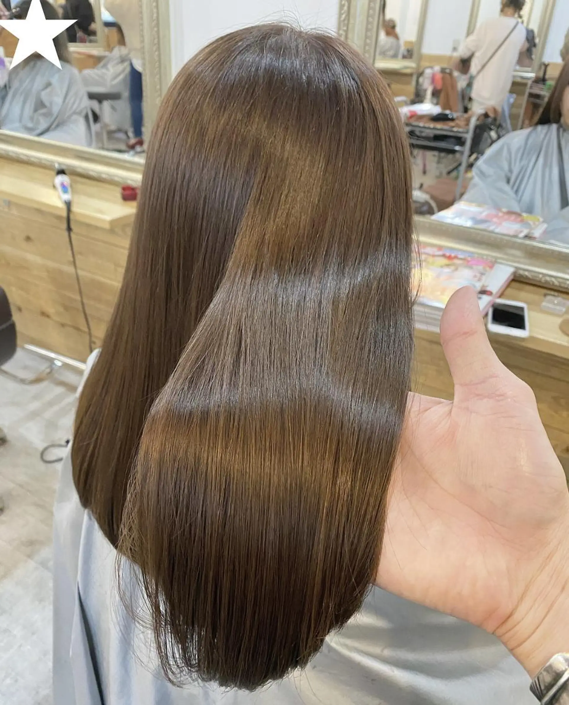 セミロング ヘアアレンジ パーマ カラー メンズ キッズ ネイル マツエク・マツパ アイブロウ メンズバレイヤージュ メンズブリーチ フェードカット メンズハイライト メンズハイトーン 髪質改善🇰🇷 レイヤーカット/梅田のヘアスタイル