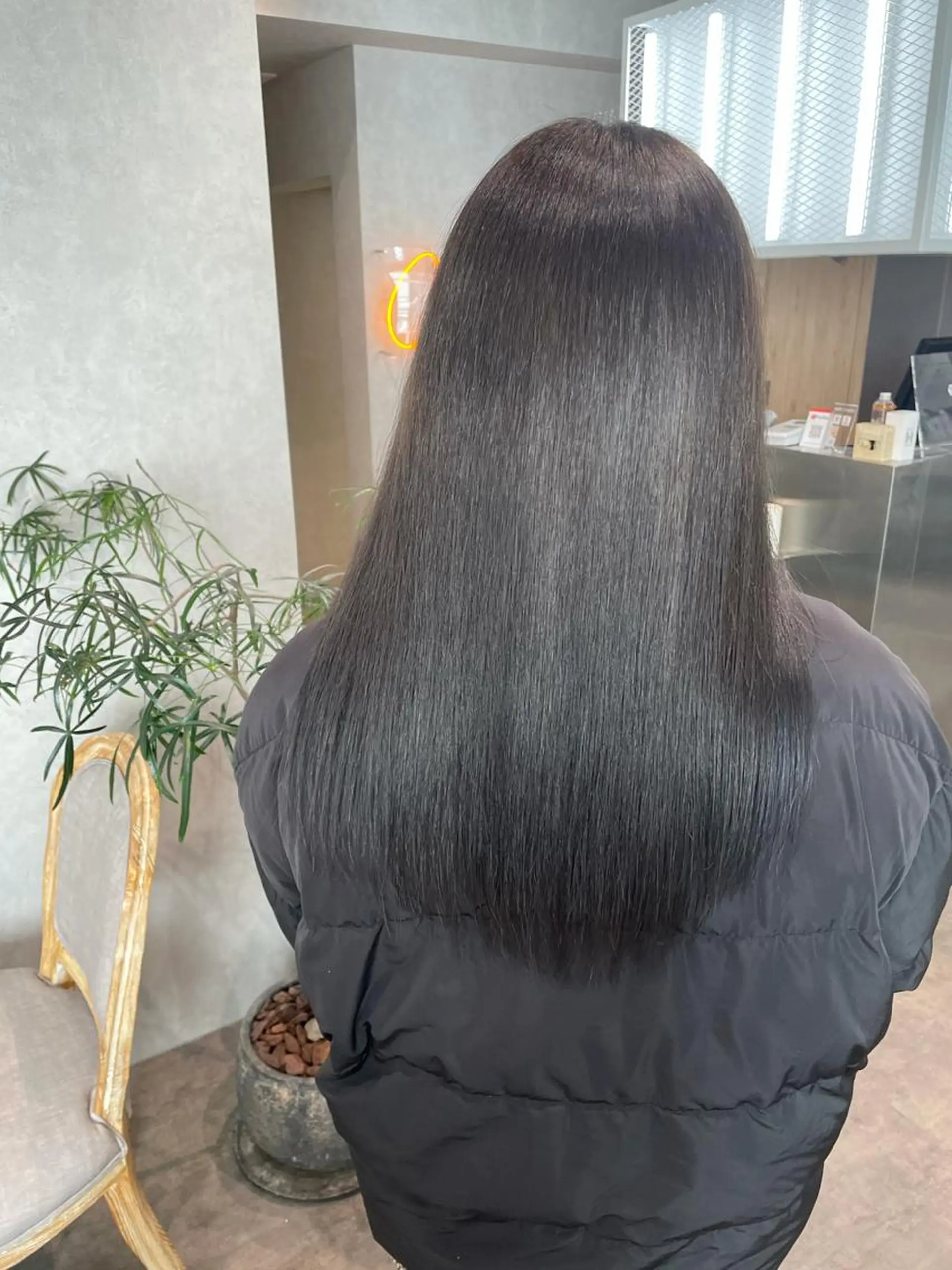 セミロング カラー 髪質改善 ヘアカラー トリートメント ナチュラル透明感🌱 小山美樹子のヘアスタイル