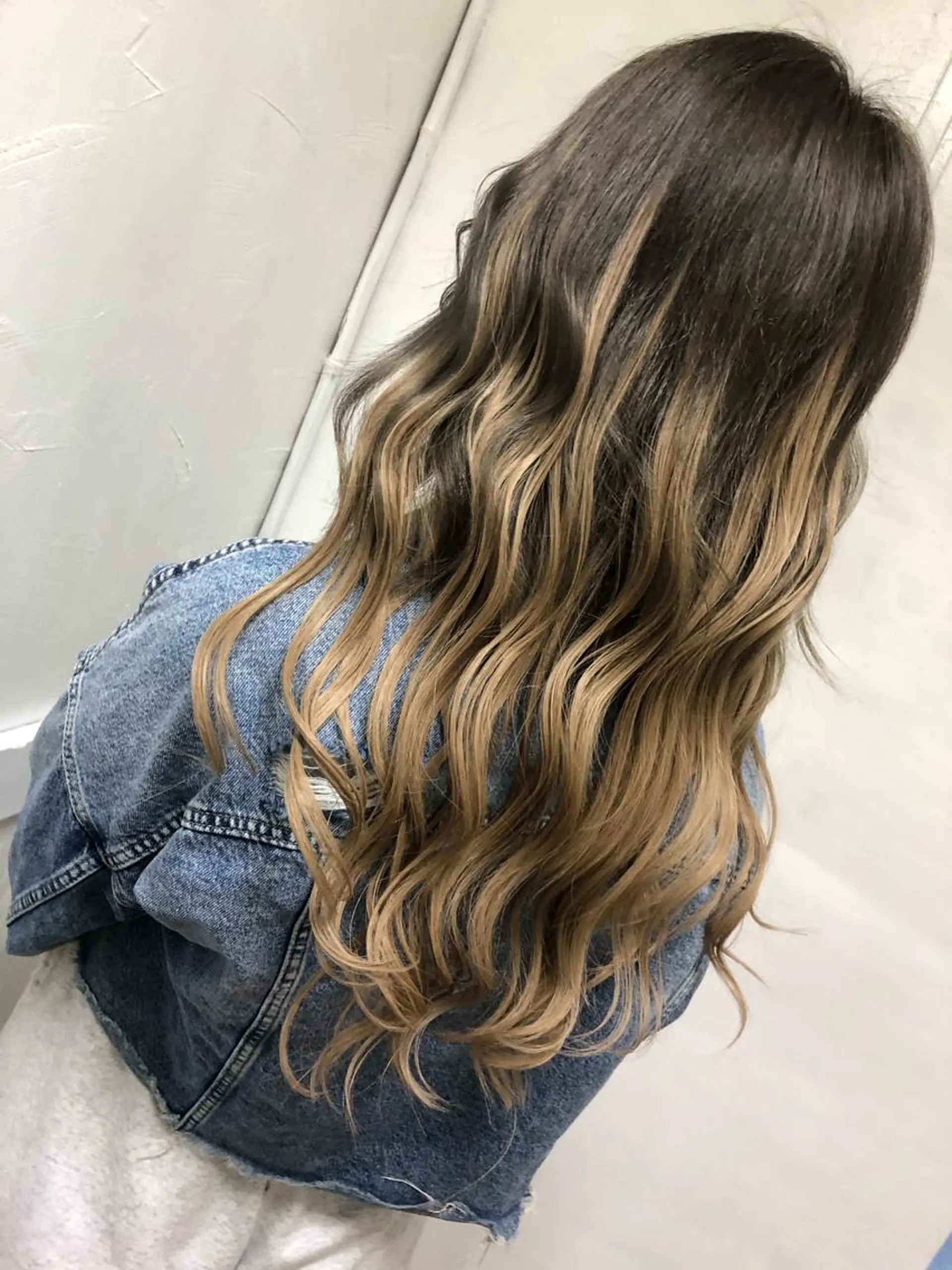 ロング カラー ヘアアレンジ ベージュカラー エクステ 外国人風/ブリーチ 小泉じょうのヘアスタイル