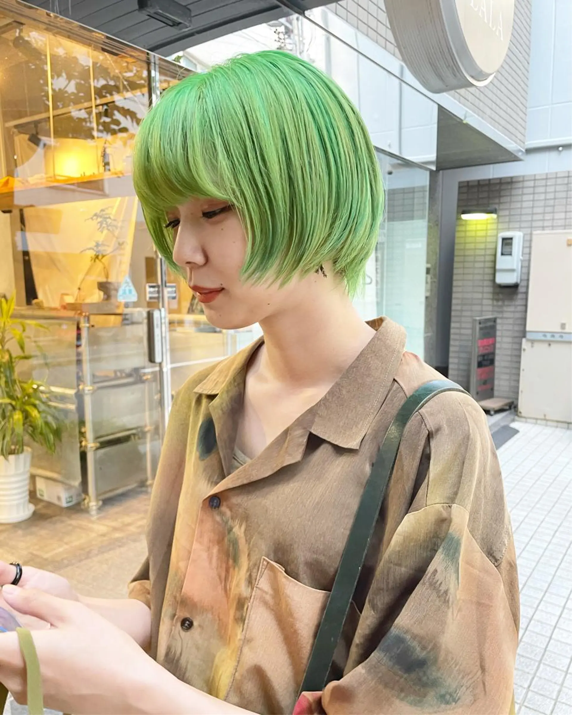 ショート カラー ショートヘア 永田〈店長#レイヤー #ウルフ#ハイトーンのヘアスタイル