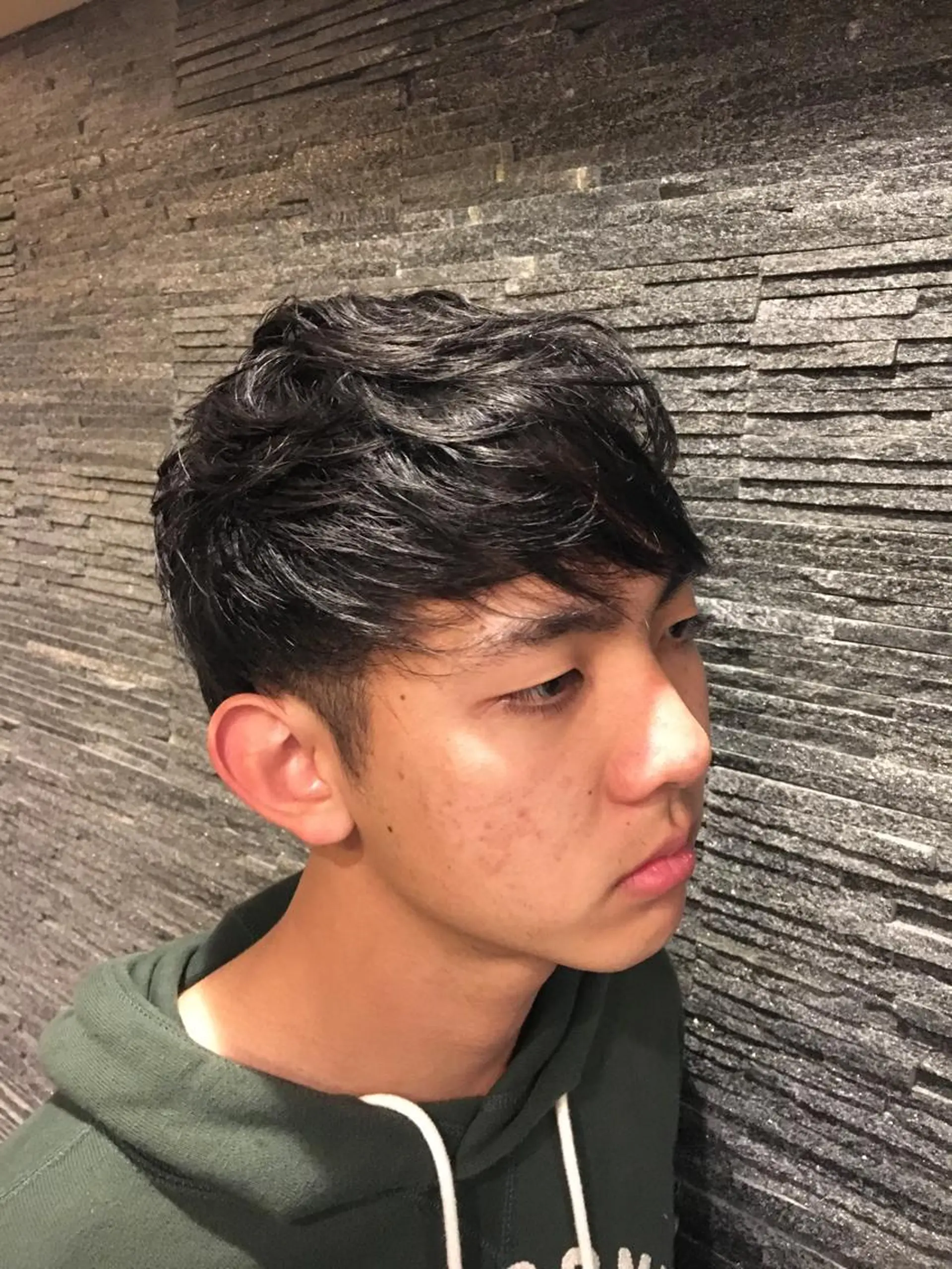 ミディアム メンズ ヒロ銀座所属・牧 颯斗のヘアスタイル