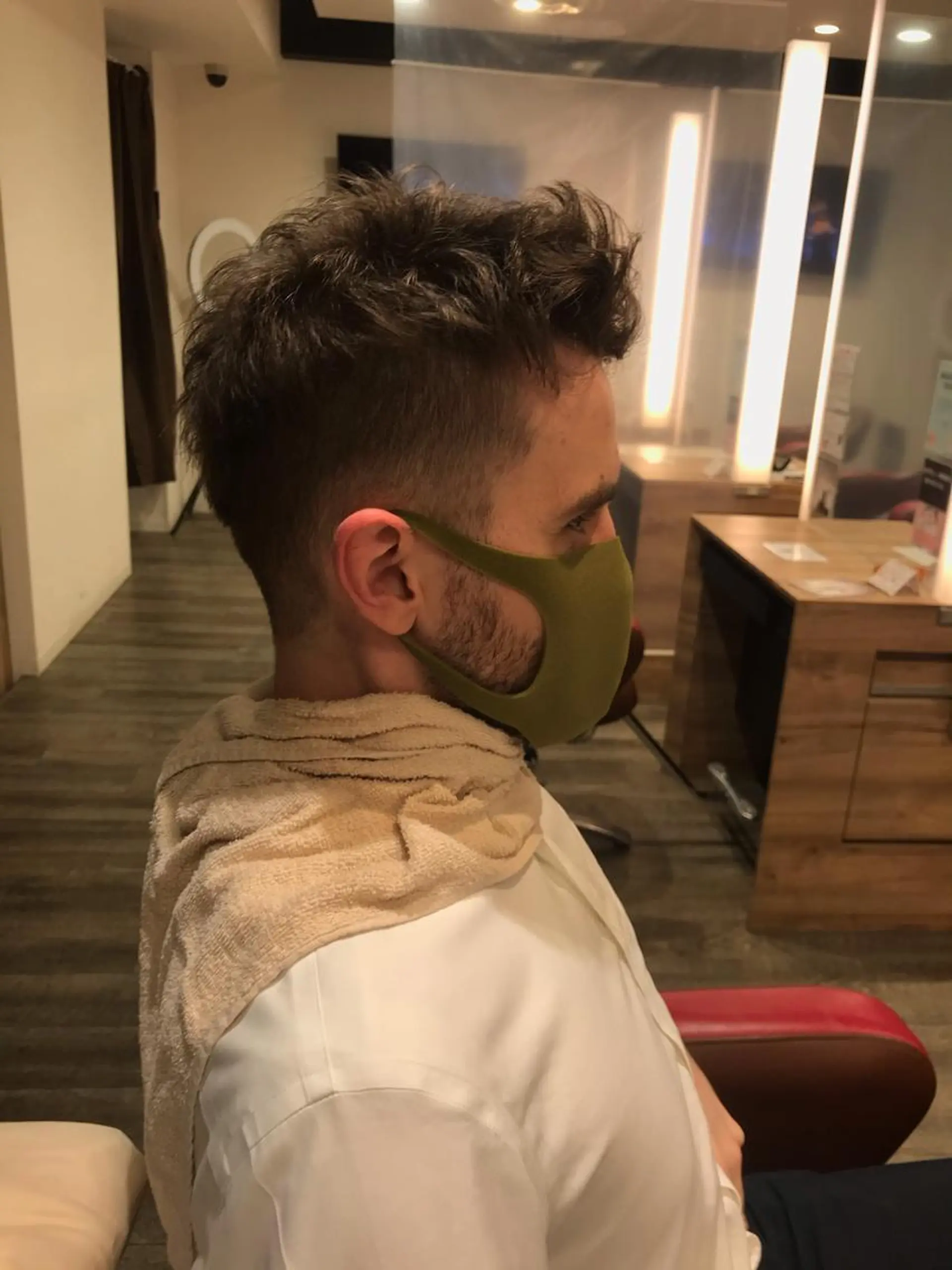 ショート メンズ フェードカット 刈り上げ 12月限定クーポン 💕大量更新ブリーチのヘアスタイル