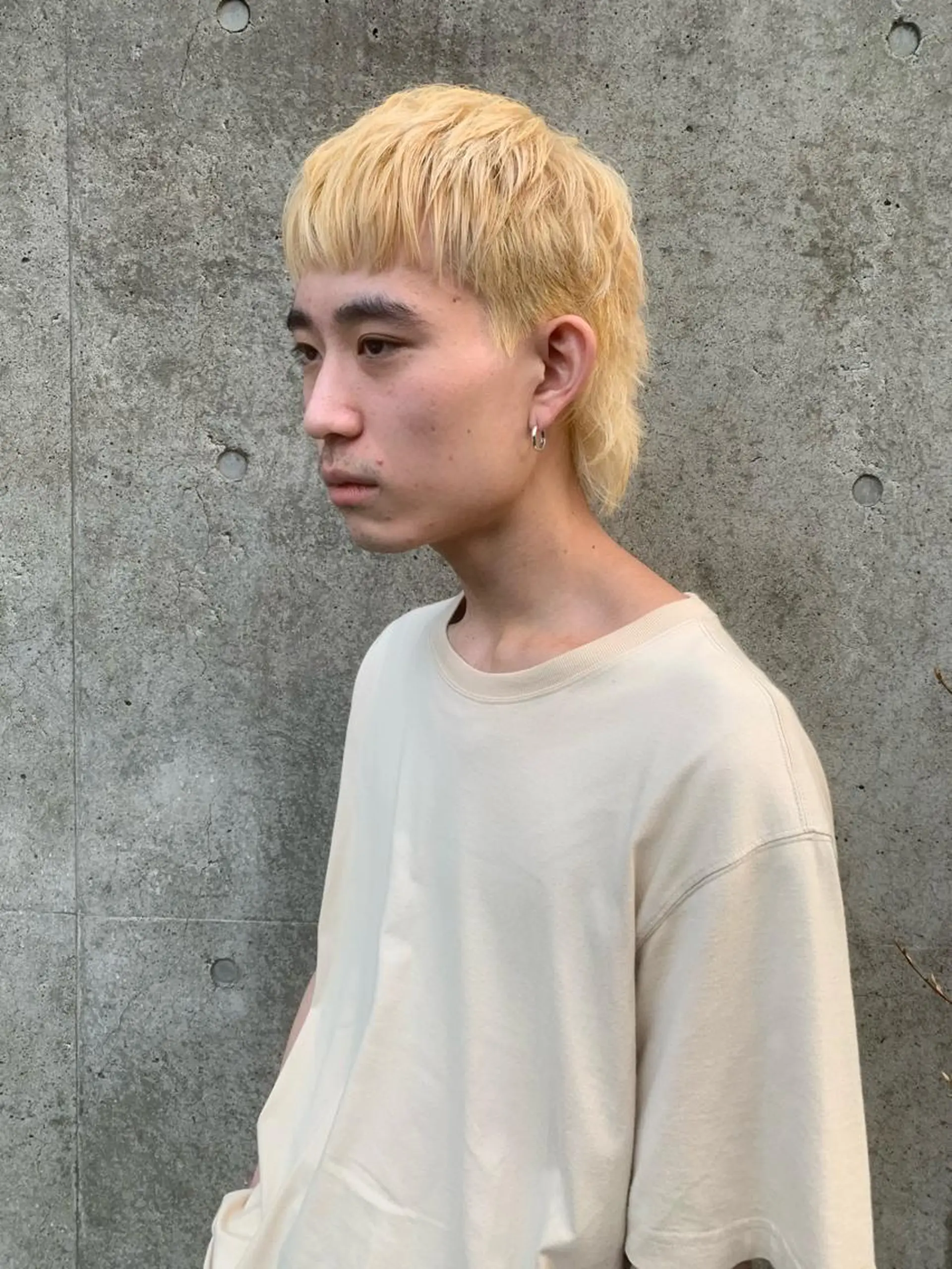 ショート メンズ カット FLOWERS所属・ウルフ、レイヤー 、メンズカットSHOのヘアスタイル