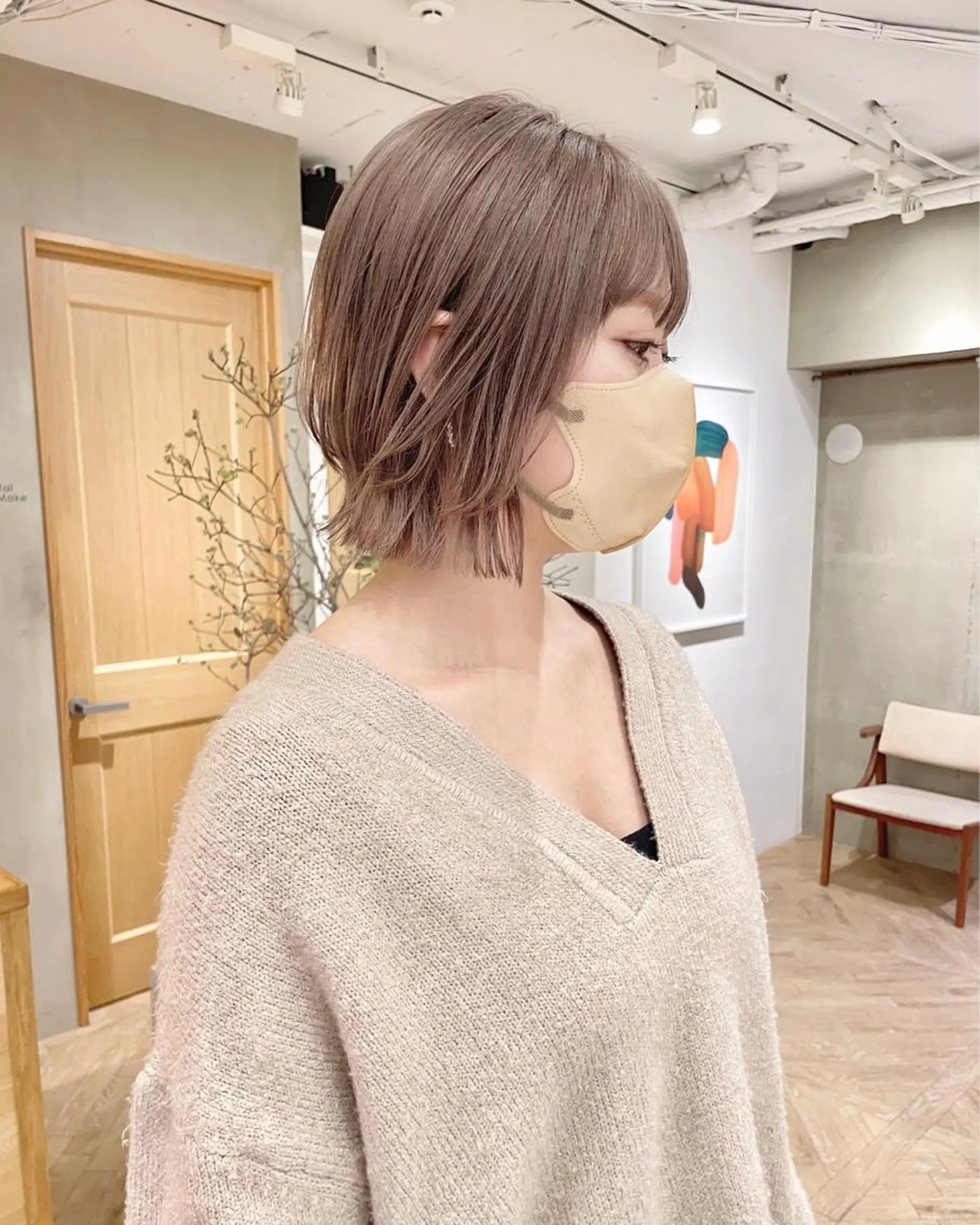 ミディアム カラー ベージュカラー ブリーチ ケアブリーチ ダブルカラー イヤリングカラー ヘアカラー トリートメント ボブ/ショート 🌟梅田盛一🌟のヘアスタイル