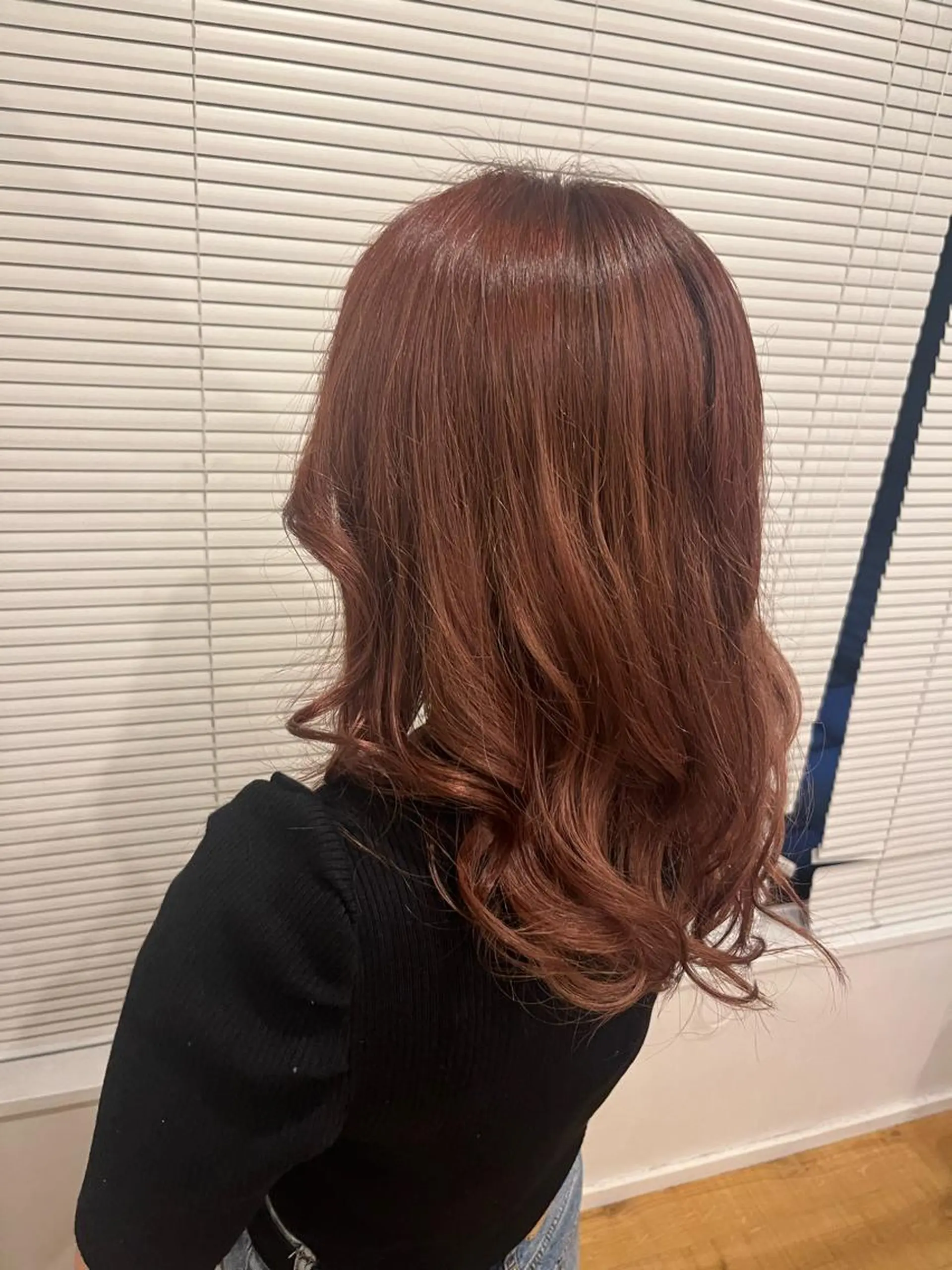 カラー 藤原 智恵のヘアスタイル