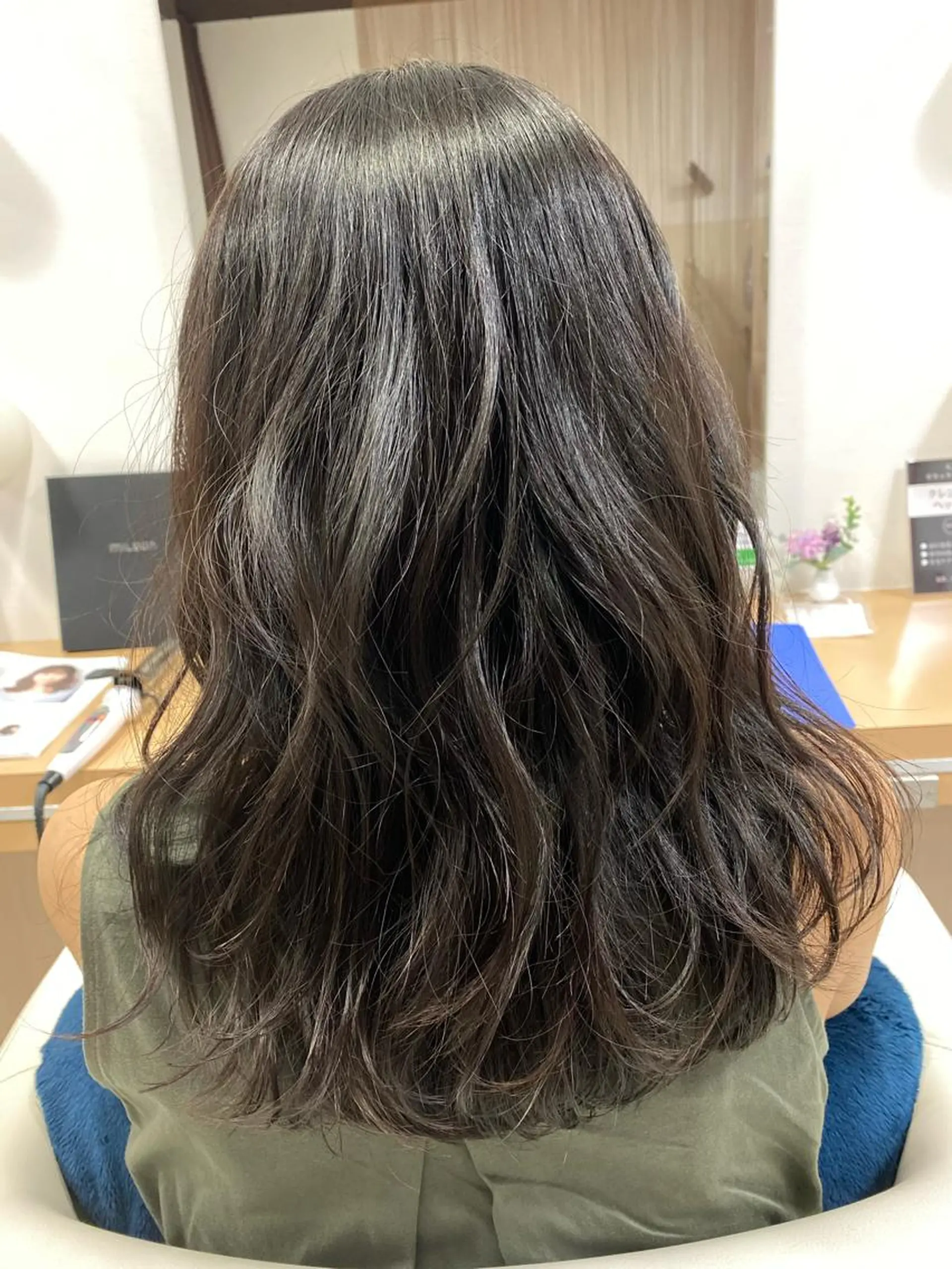 セミロング 🌟ROUGE 🧸おびつななみのヘアスタイル