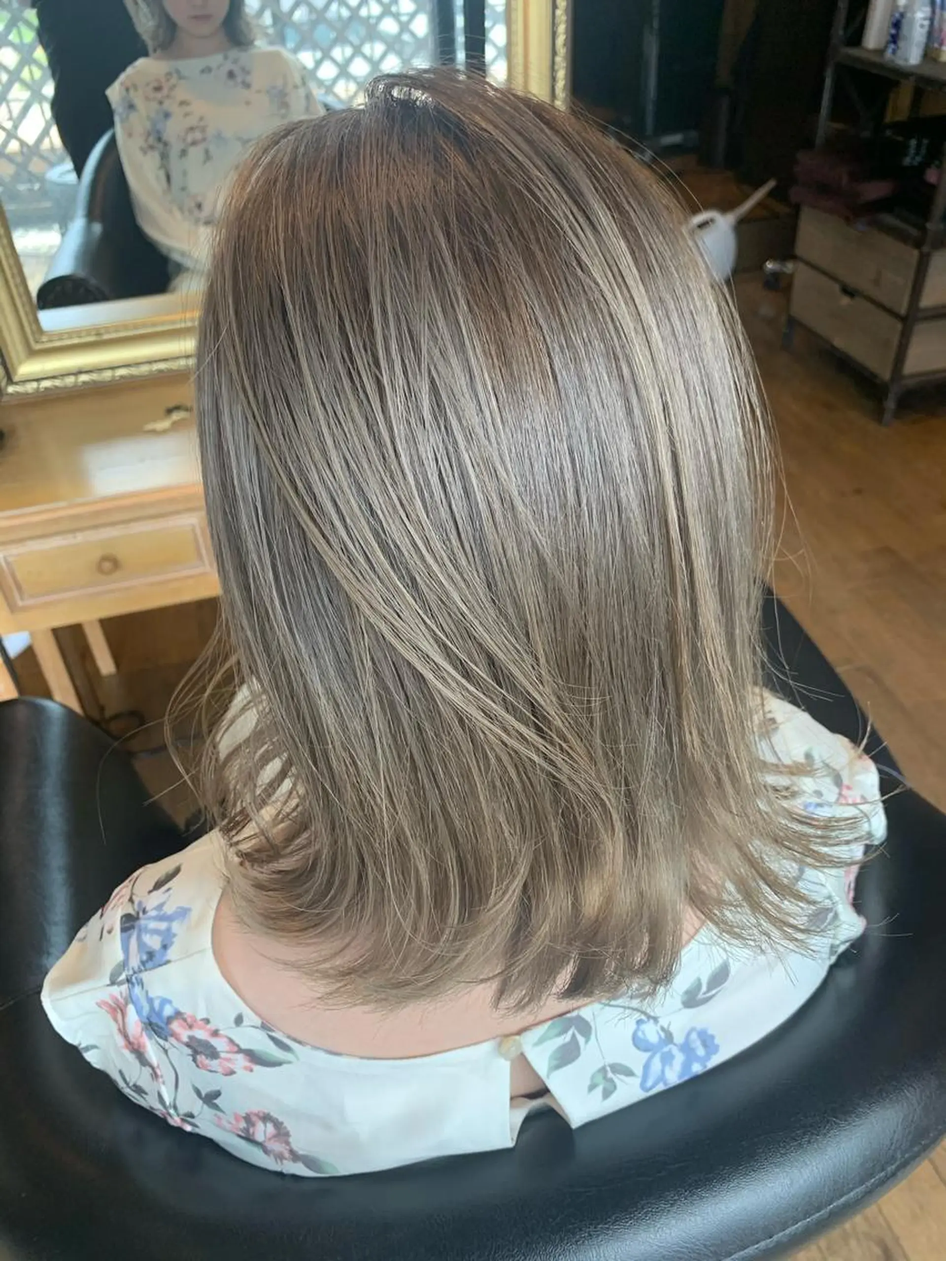 セミロング カラー カット ヘアカラー トリートメント old✂︎【ウイルス管理徹底中❣️】所属・🍋old✂︎ CHIHOの眉毛・アイブロウイメージ