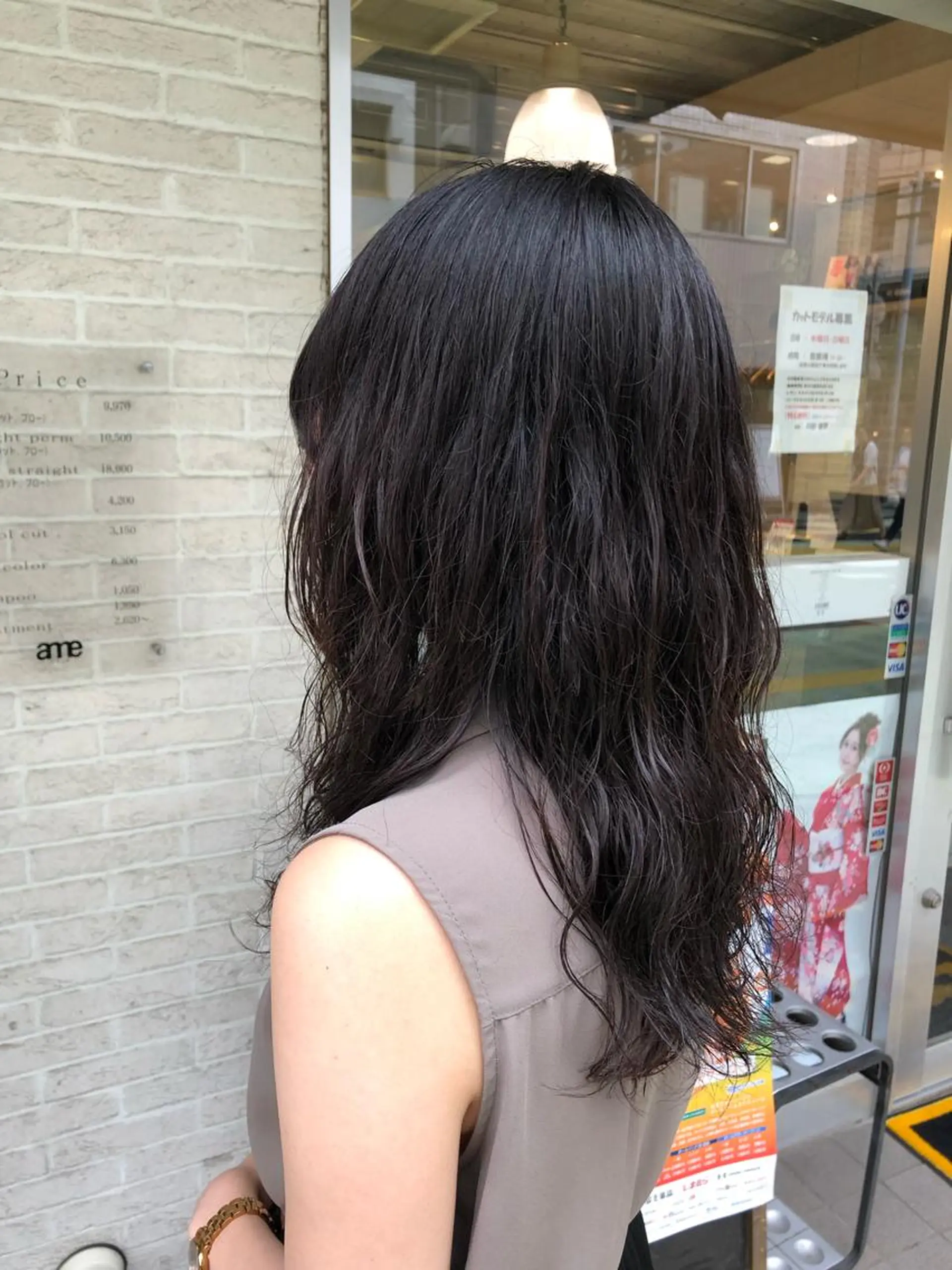 セミロング セミロングパーマ 西山 恵太郎のヘアスタイル