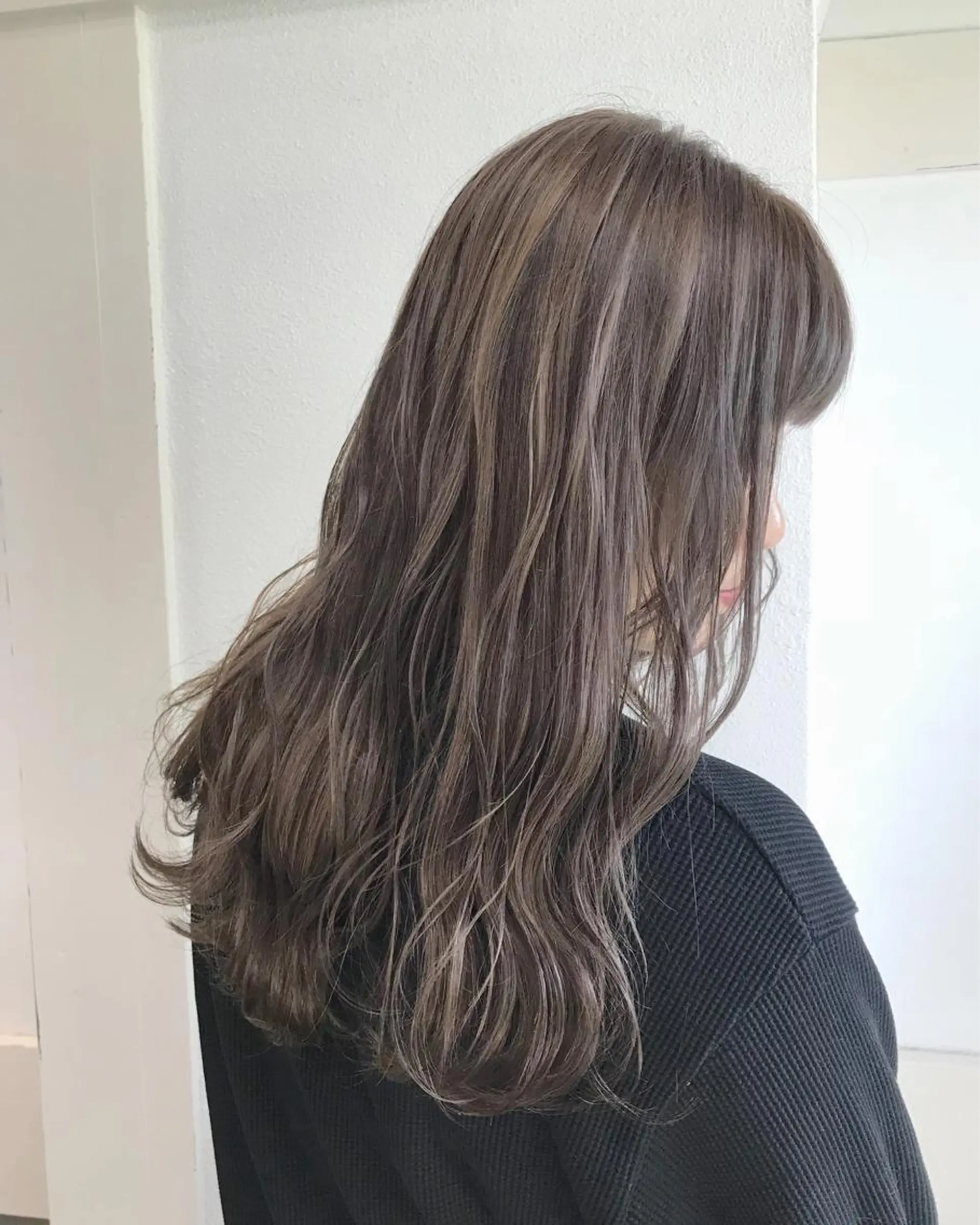 セミロング カラー ヘアアレンジ フォギーグレージュ グレージュ ハイライトカラー ハイライト ヘアカラー トリートメント GiseL天神カラー 髪質改善/ブリーチのヘアスタイル